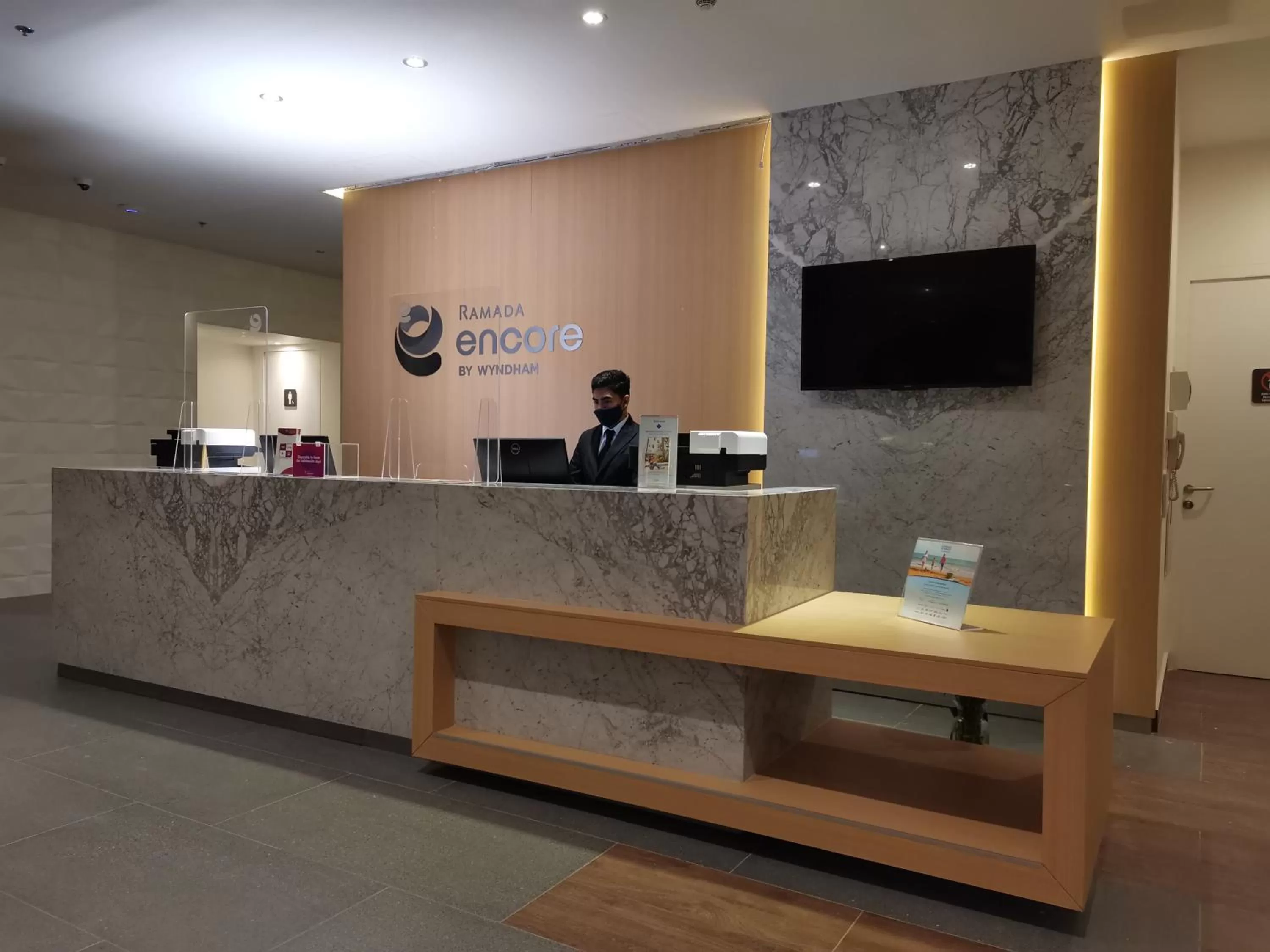 Staff in Ramada Encore by Wyndham Monterrey Apodaca Zona Aeropuerto