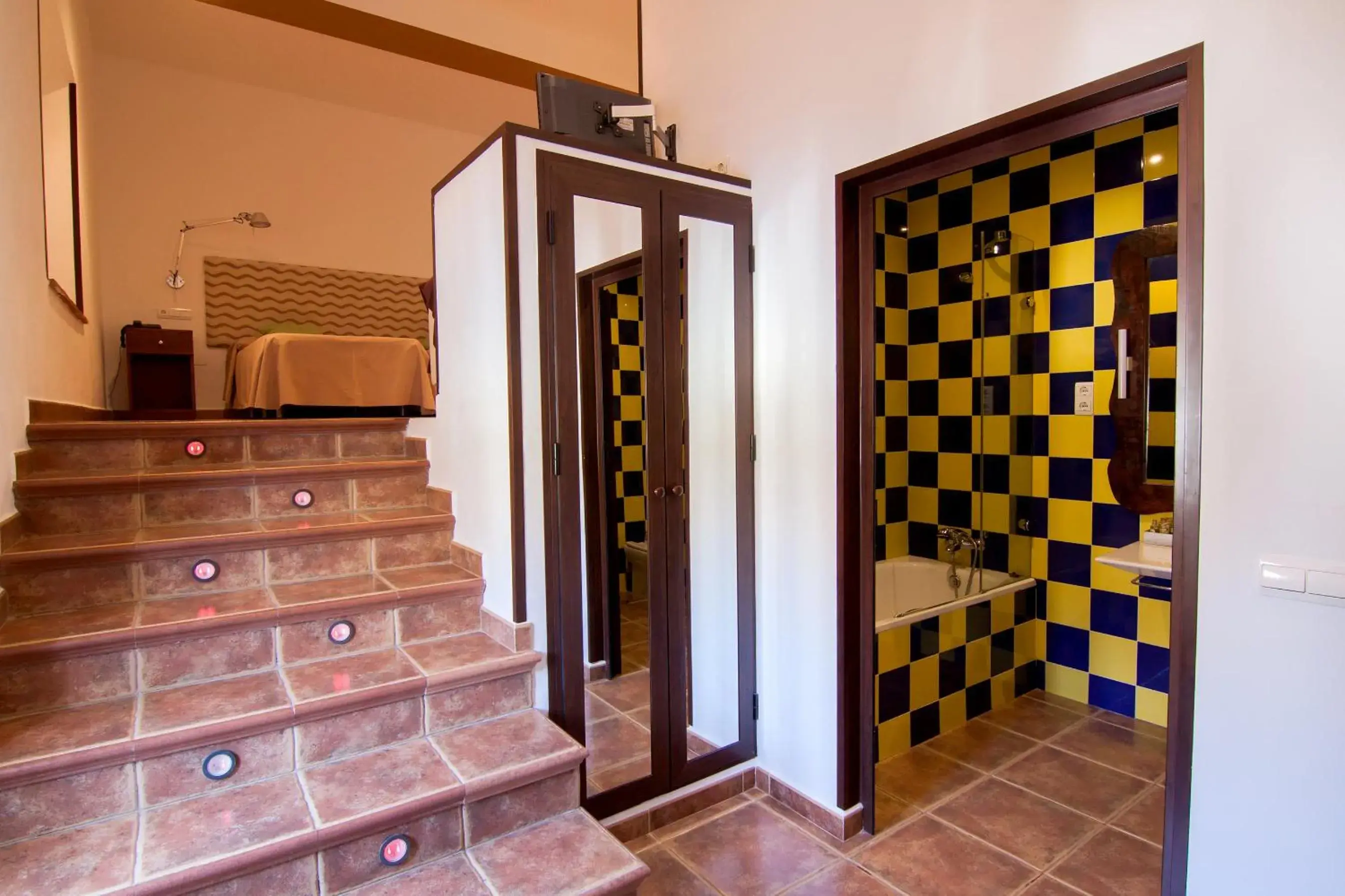 Toilet, Balcony/Terrace in Complejo Turístico La Garganta