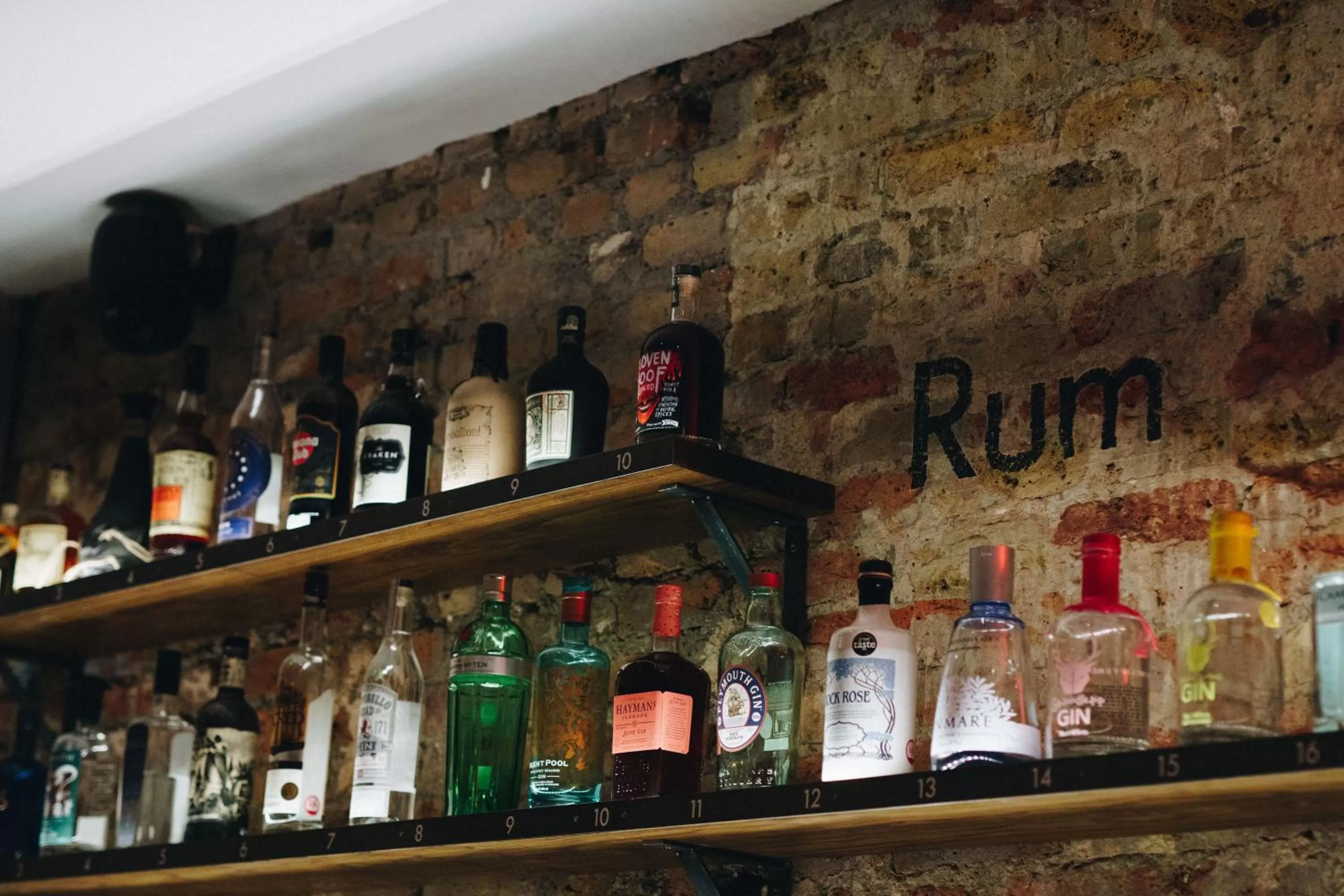 Alcoholic drinks in PubLove @ The Crown, Battersea