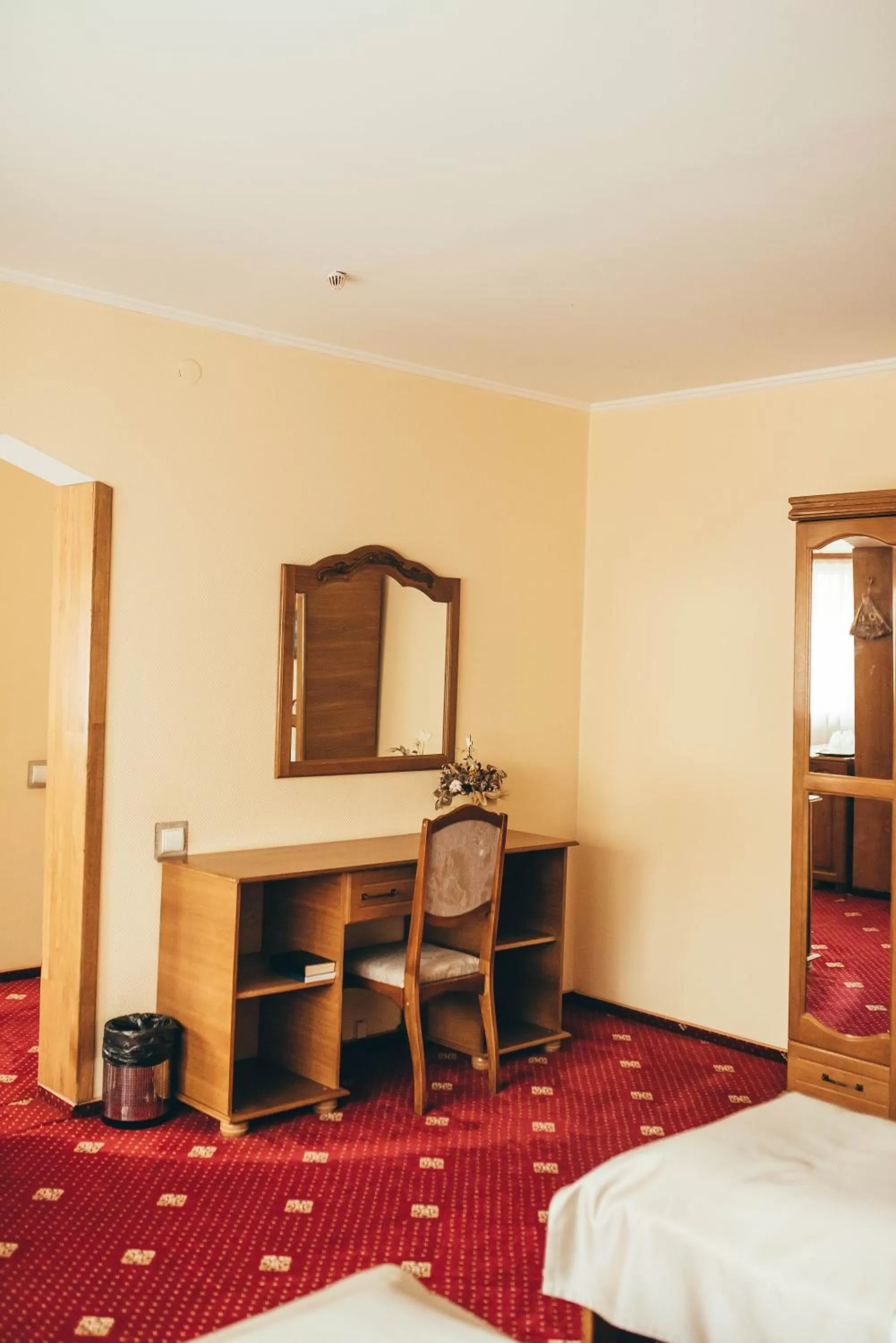 Decorative detail, Bed in Lyube