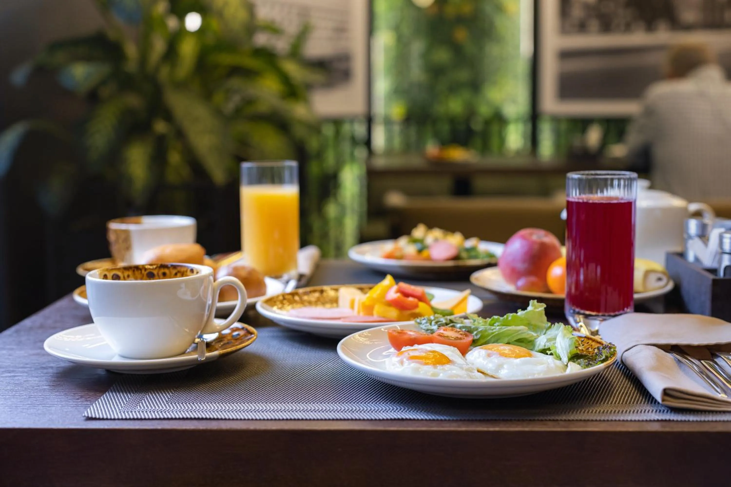 Food and drinks in ibis Almaty Jetisu