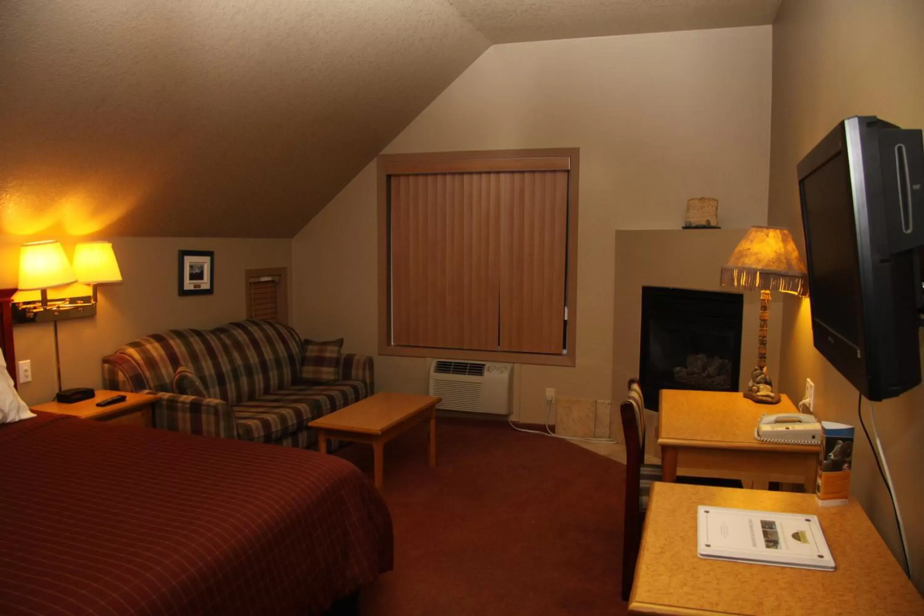 Seating Area in Waterton Lakes Lodge Resort