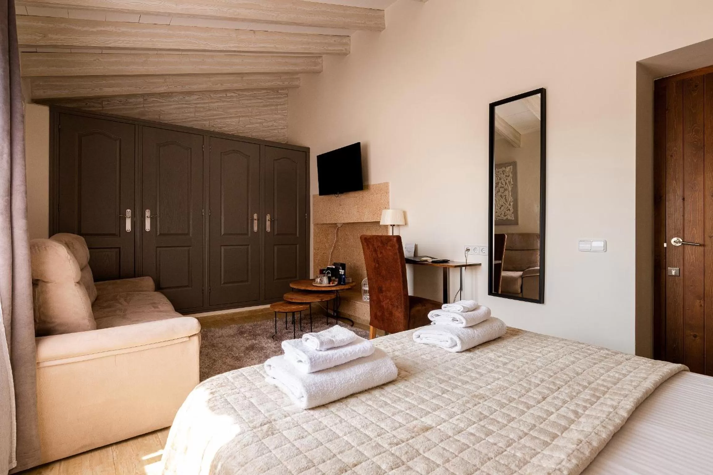 View (from property/room), Bed in Casa Mistela