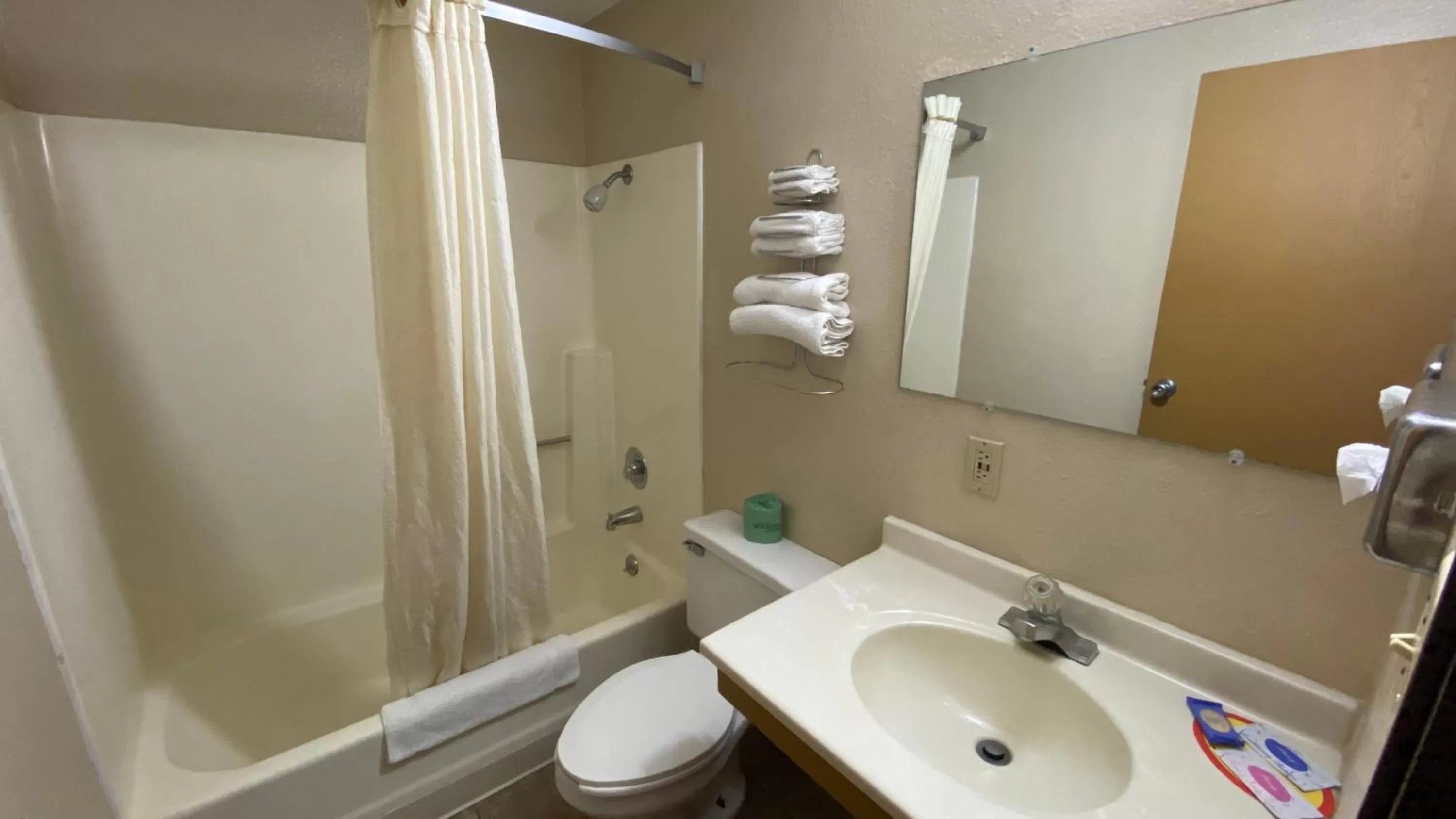 Shower in Newton Inn In Newton, KS