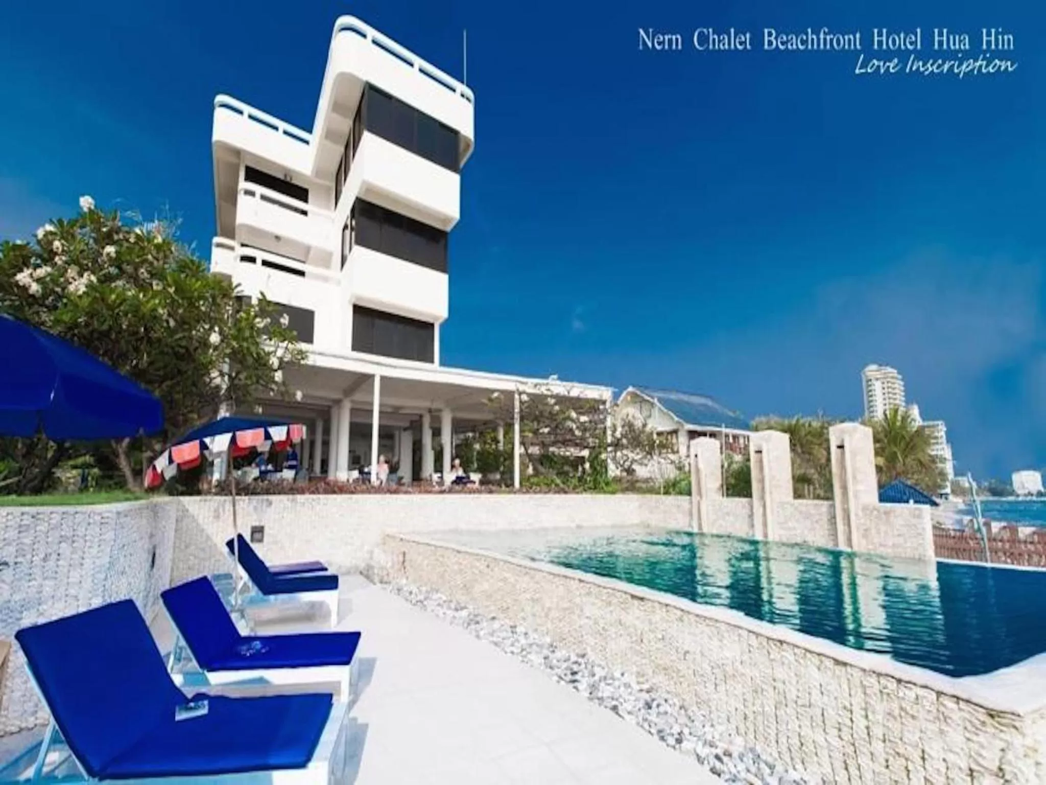 Property building in Nern Chalet Beachfront Hotel