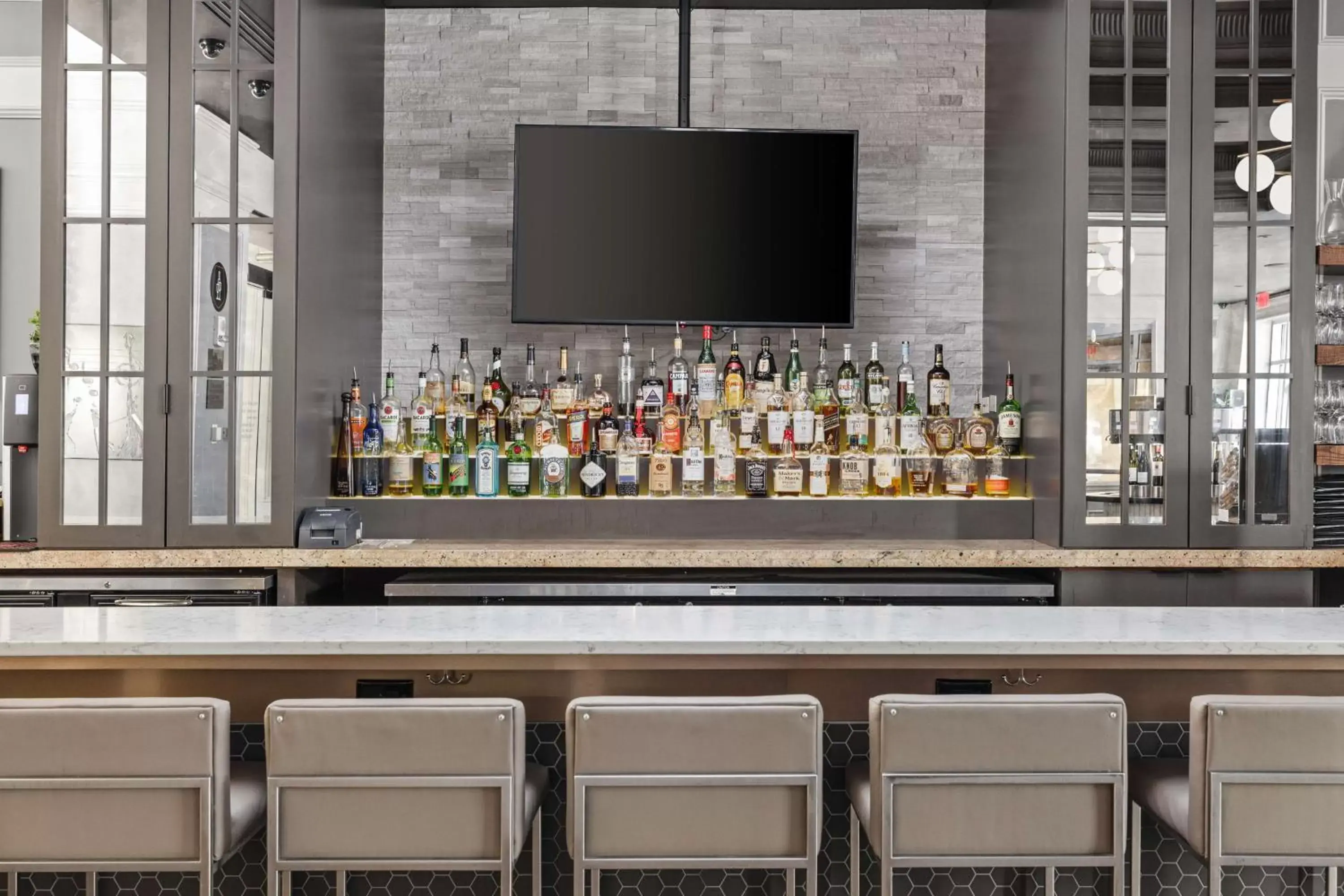 Lounge or bar, TV/Entertainment Center in Conrad Indianapolis