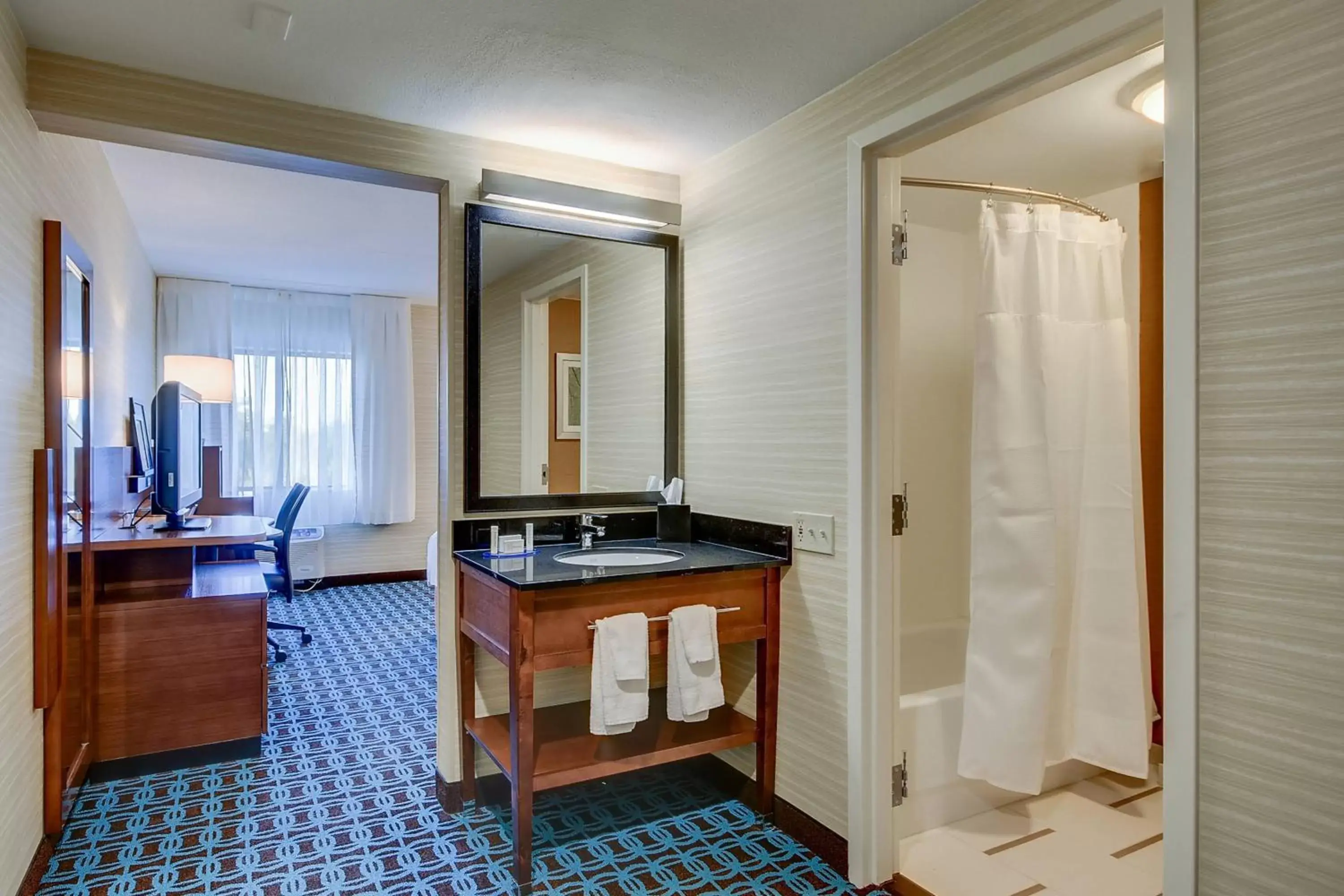 Photo of the whole room, Bathroom in Fairfield Inn by Marriott Amesbury