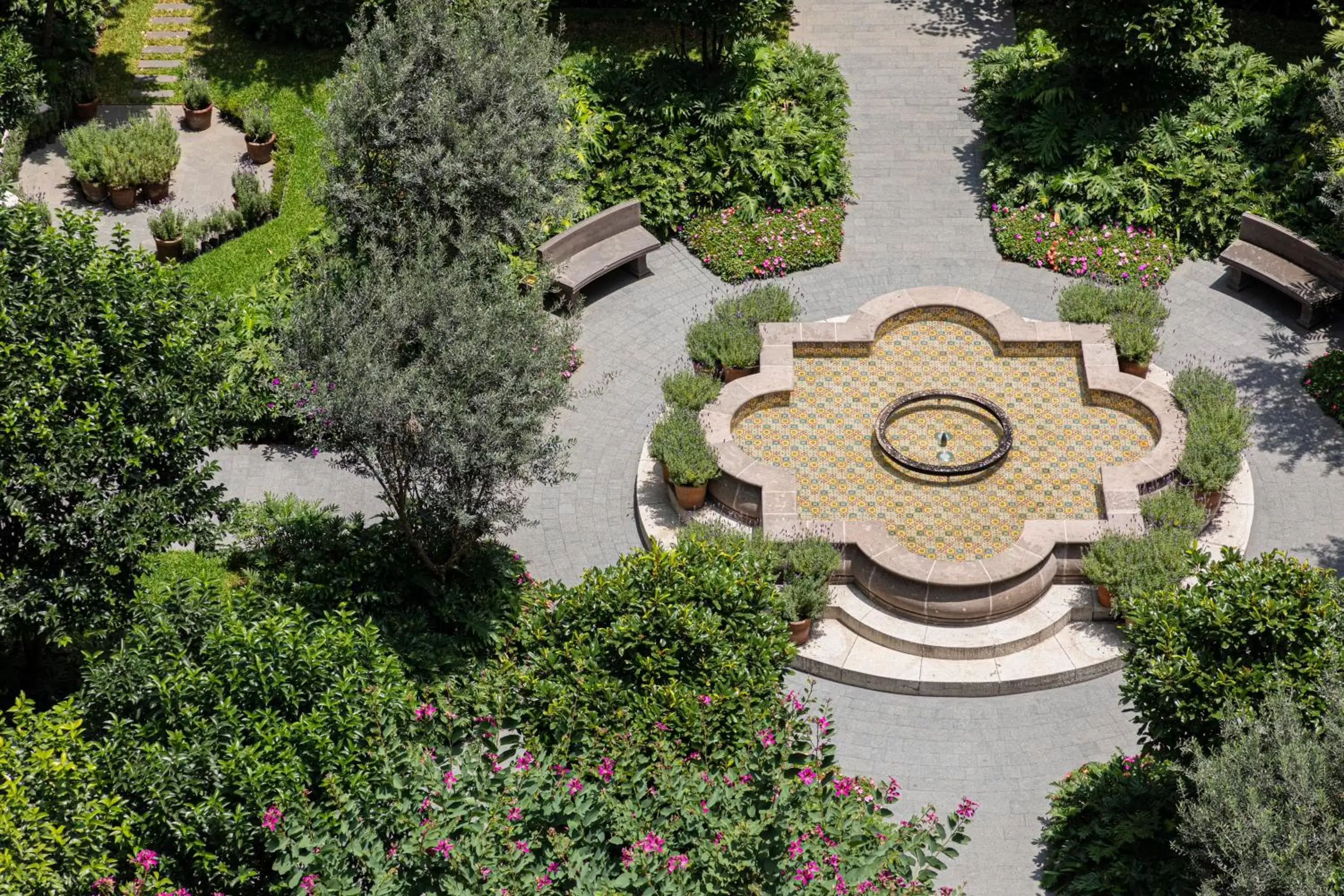Garden view, Bird's-eye View in Four Seasons Hotel Mexico City
