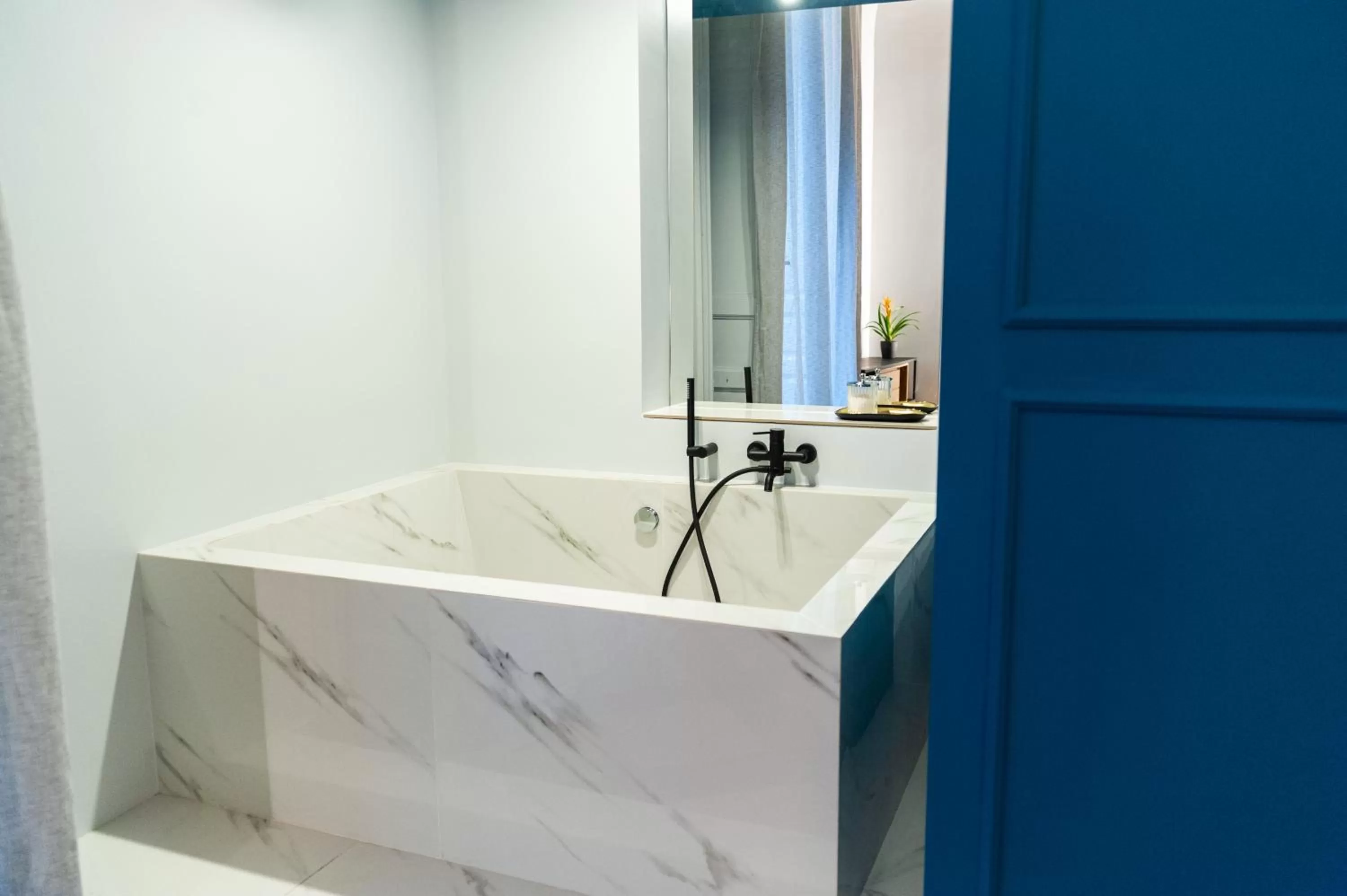 Bathroom in CATARINA SUITES - CENTRO STORICO