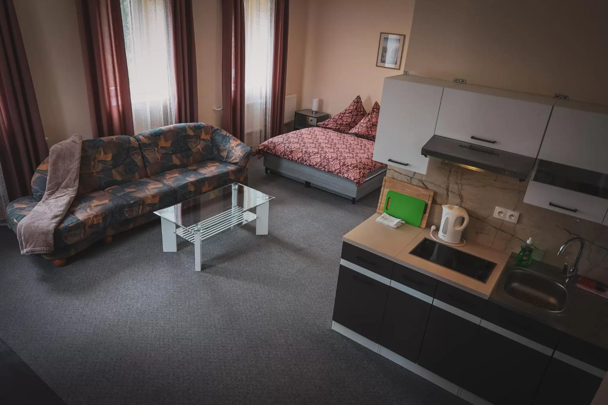 Bed in Hotel Apartment Faraon