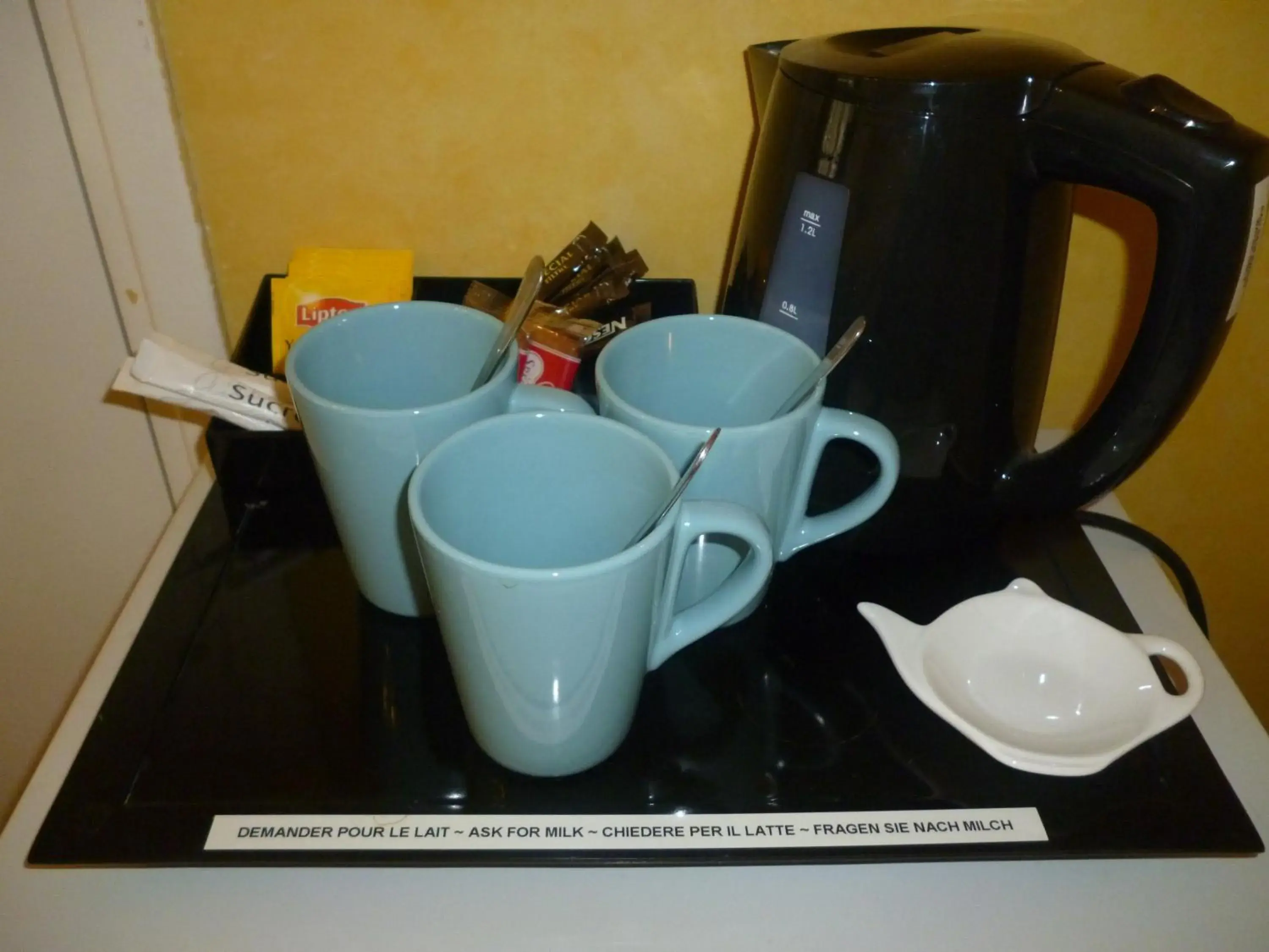 Coffee/tea facilities in Logis Hotel des Cayrons