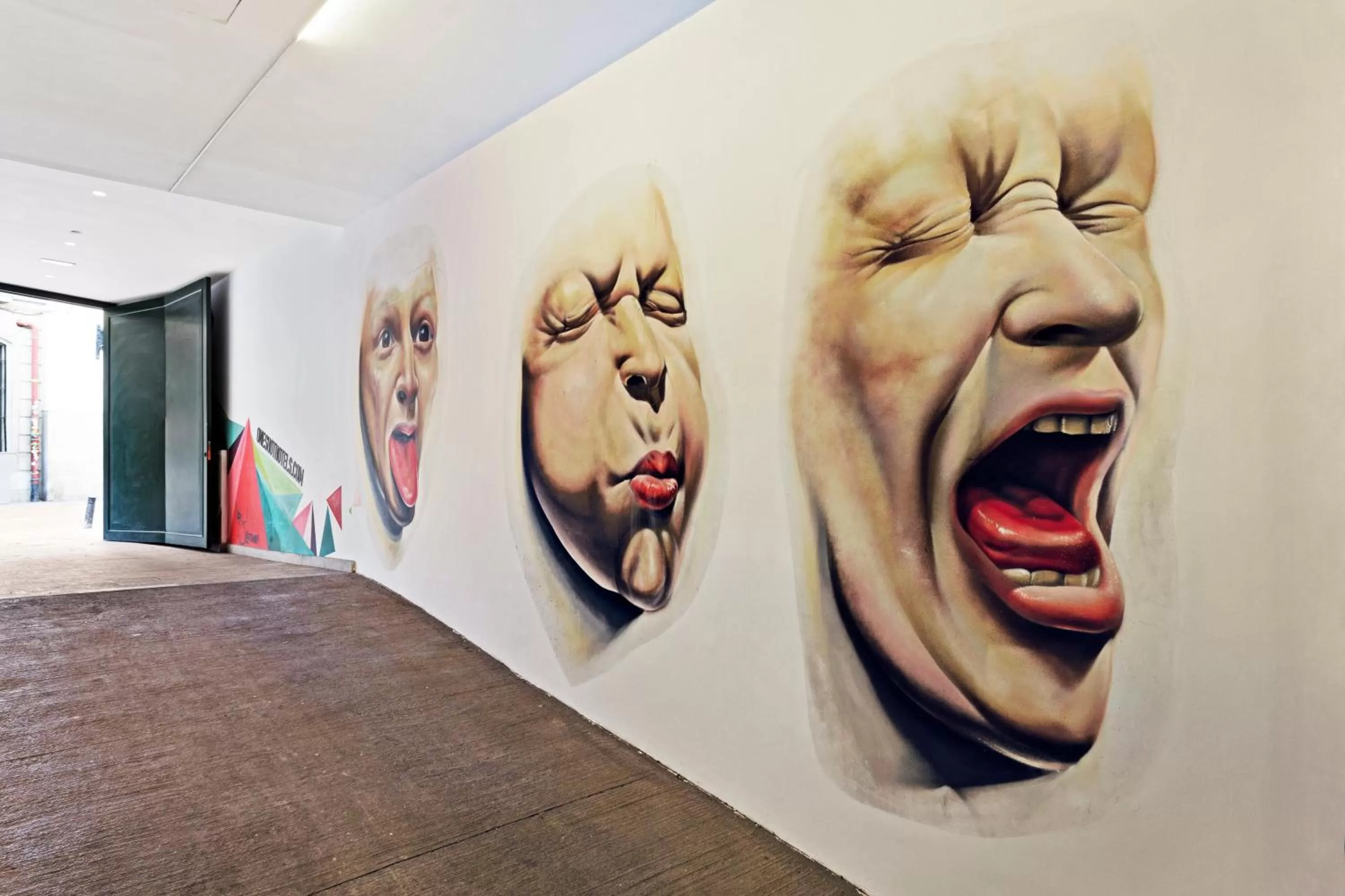 Decorative detail in One Shot Prado