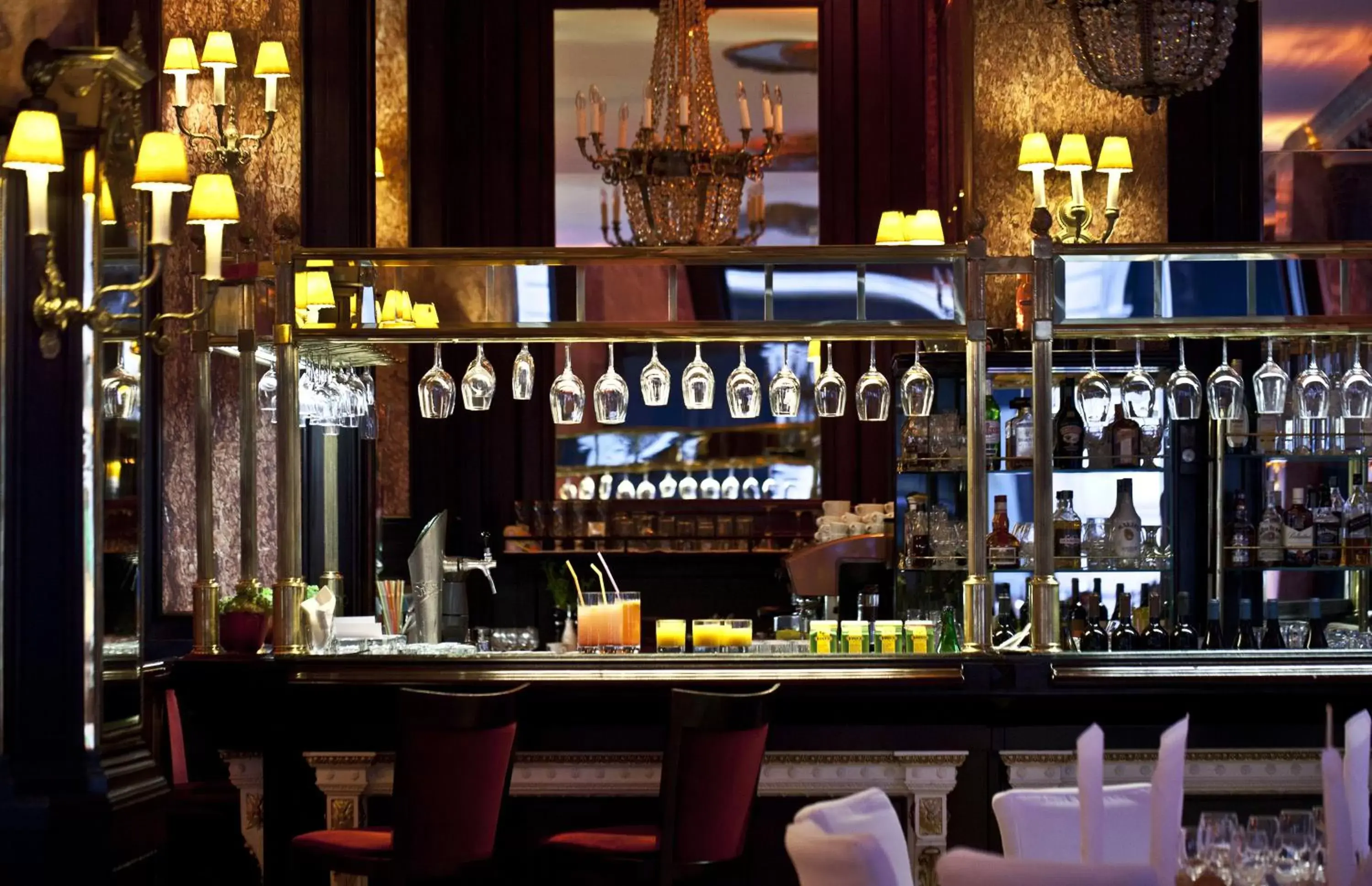 Restaurant/places to eat, Lounge/Bar in Danubius Hotel Astoria City Center