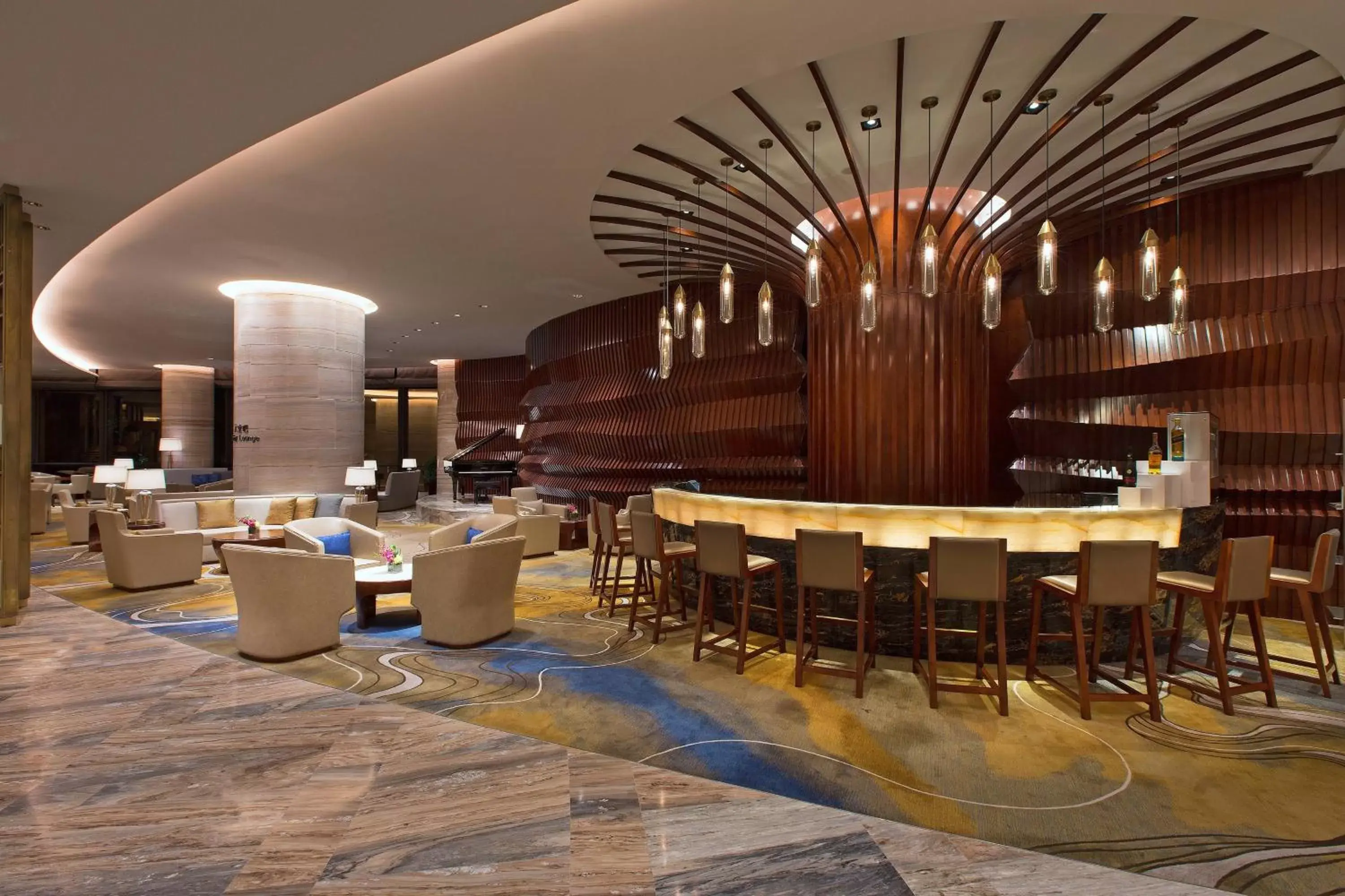 Lobby or reception, Lounge/Bar in Sheraton Zhanjiang Hotel