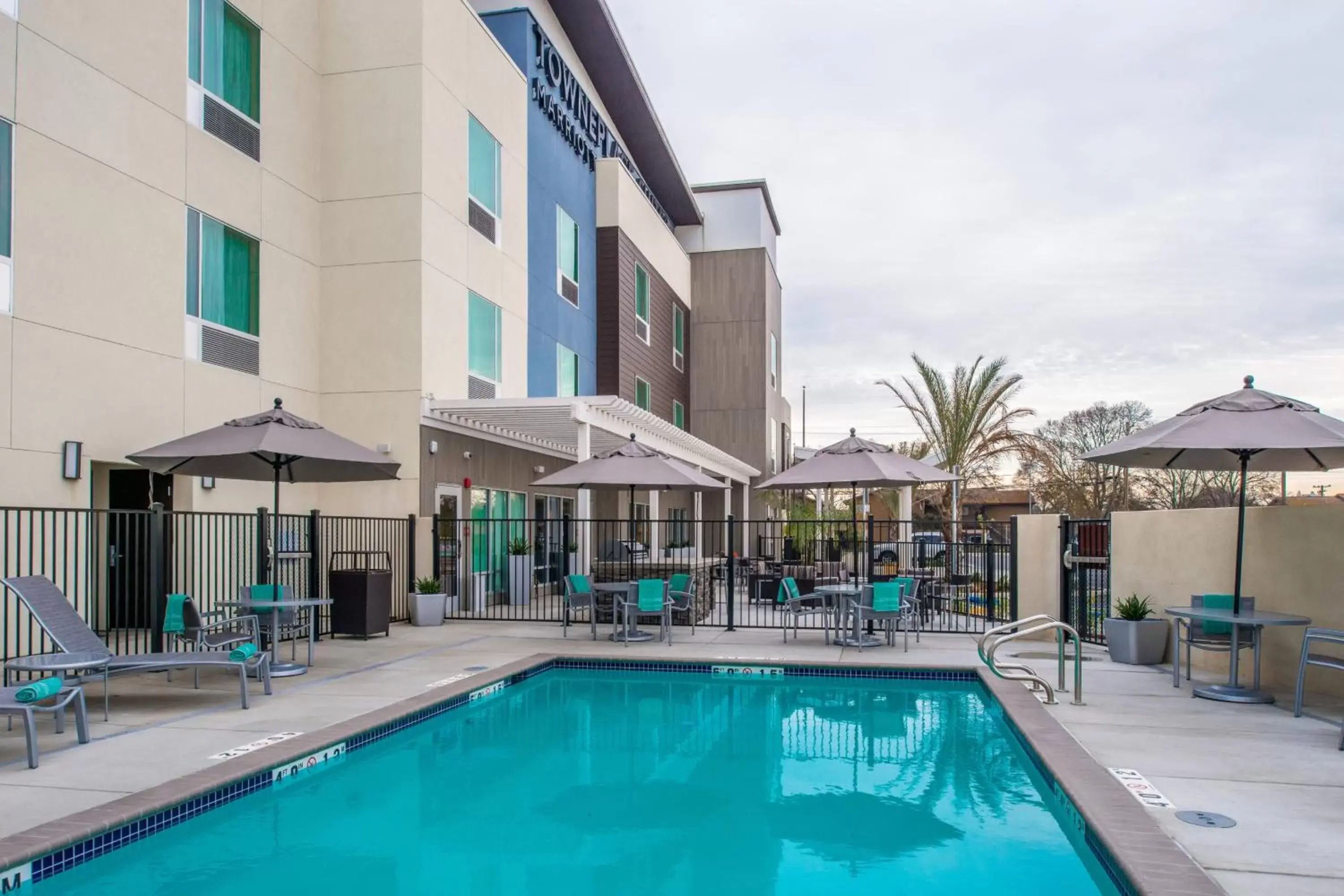 Swimming Pool in TownePlace Suites by Marriott Merced