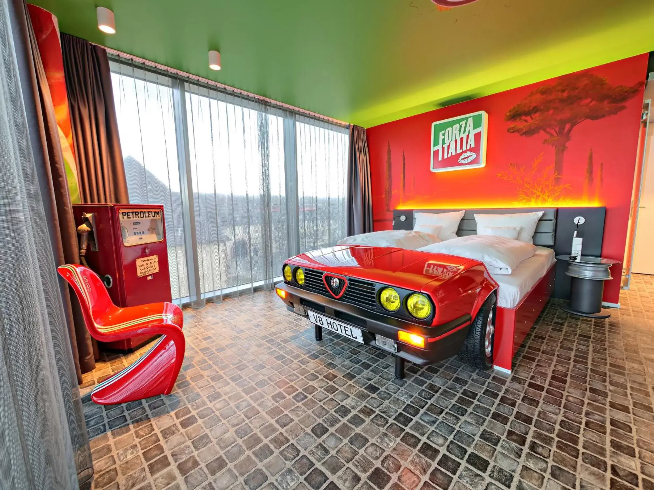 Photo of the whole room, Bed in V8 HOTEL Motorworld Region Stuttgart