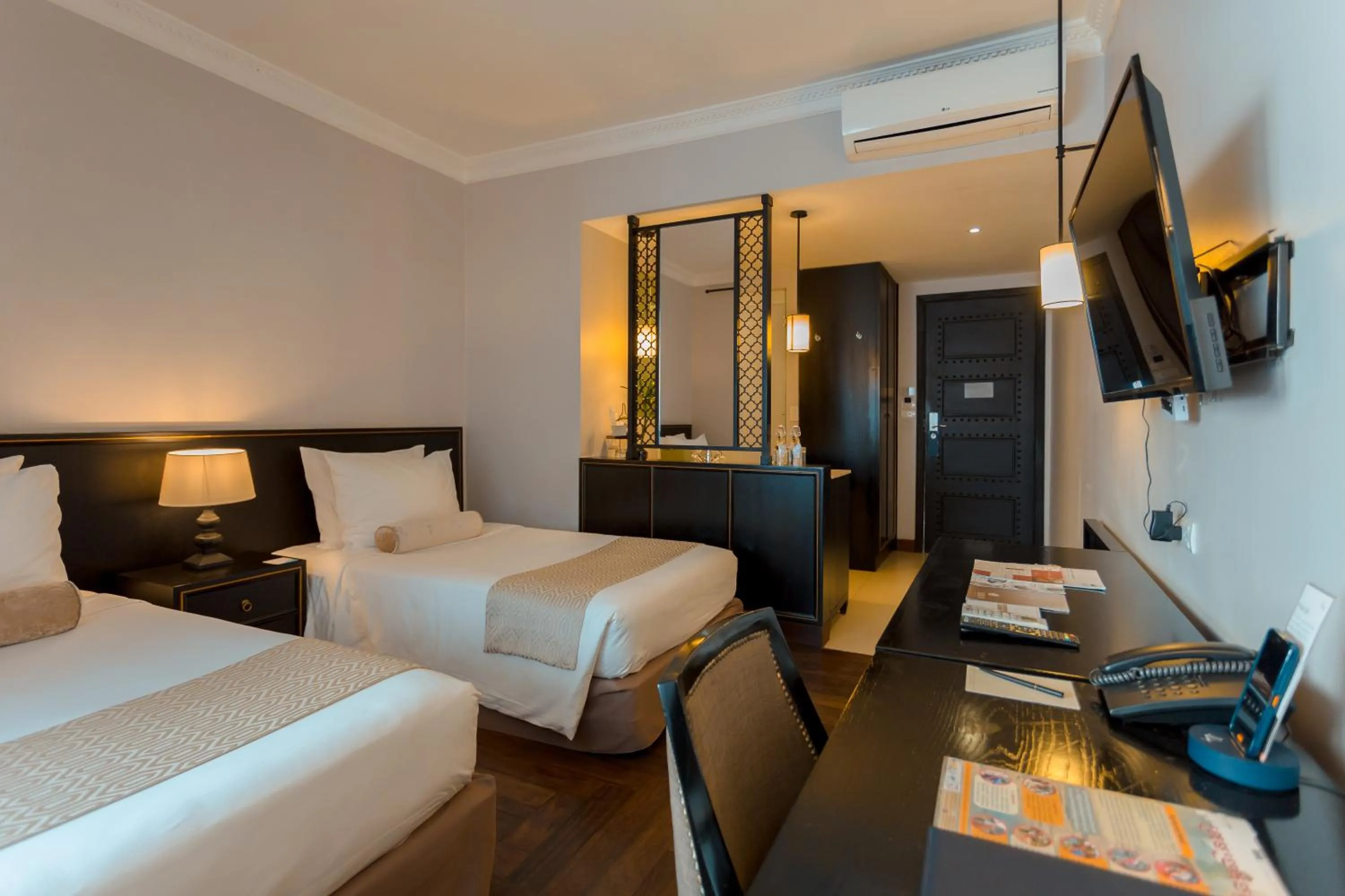 Bed in Sarai and Wander Resort