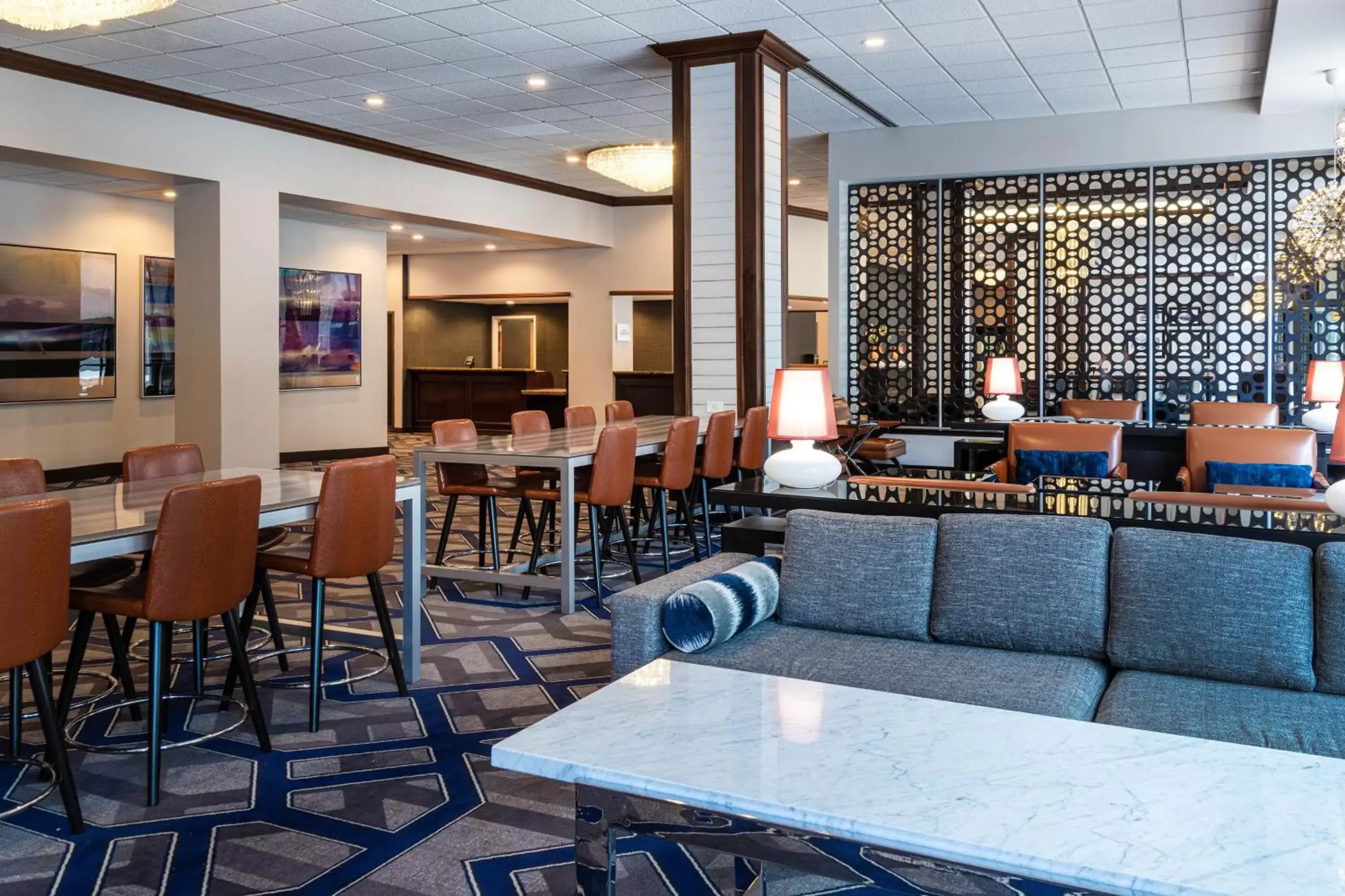 Lobby or reception, Restaurant/Places to Eat in Sheraton Indianapolis City Centre Hotel