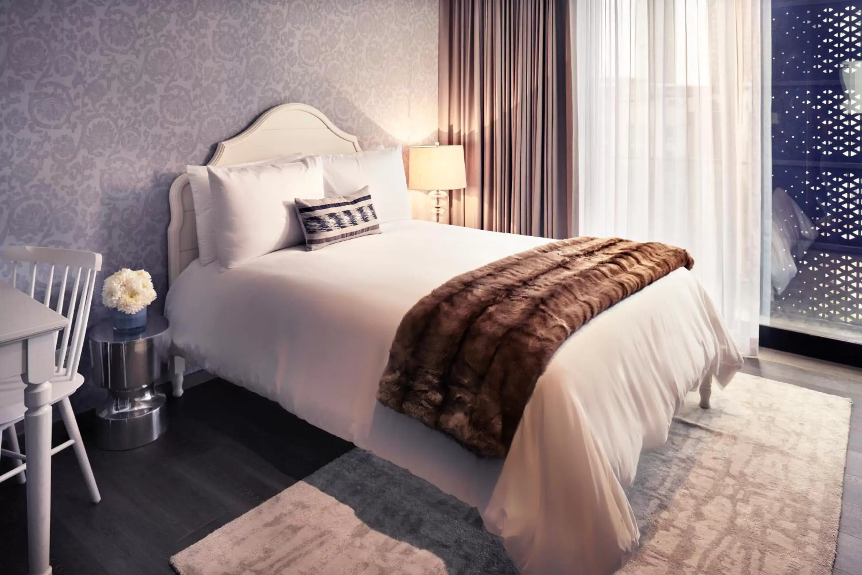 Bed in Mathias Luxury Plus by Viadora