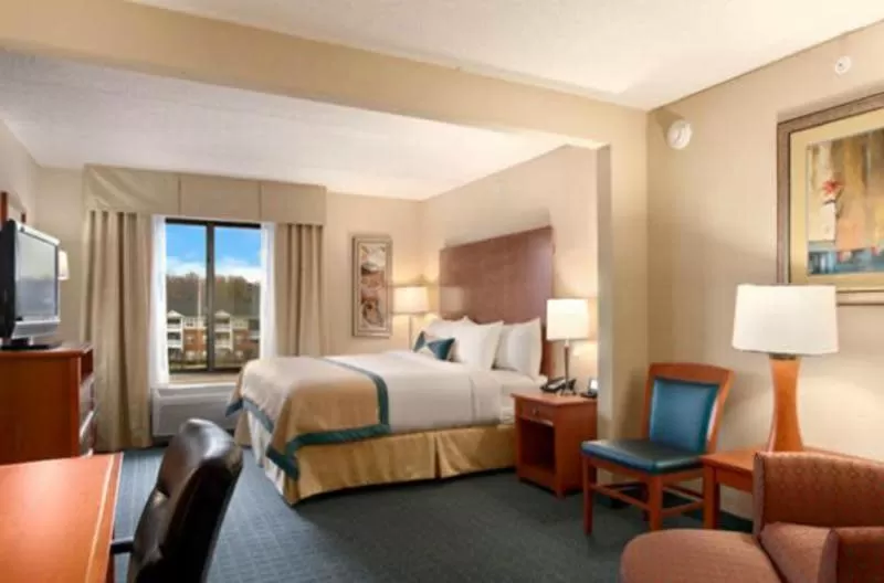 Photo of the whole room, Bed in Wingate by Wyndham Richmond Short Pump