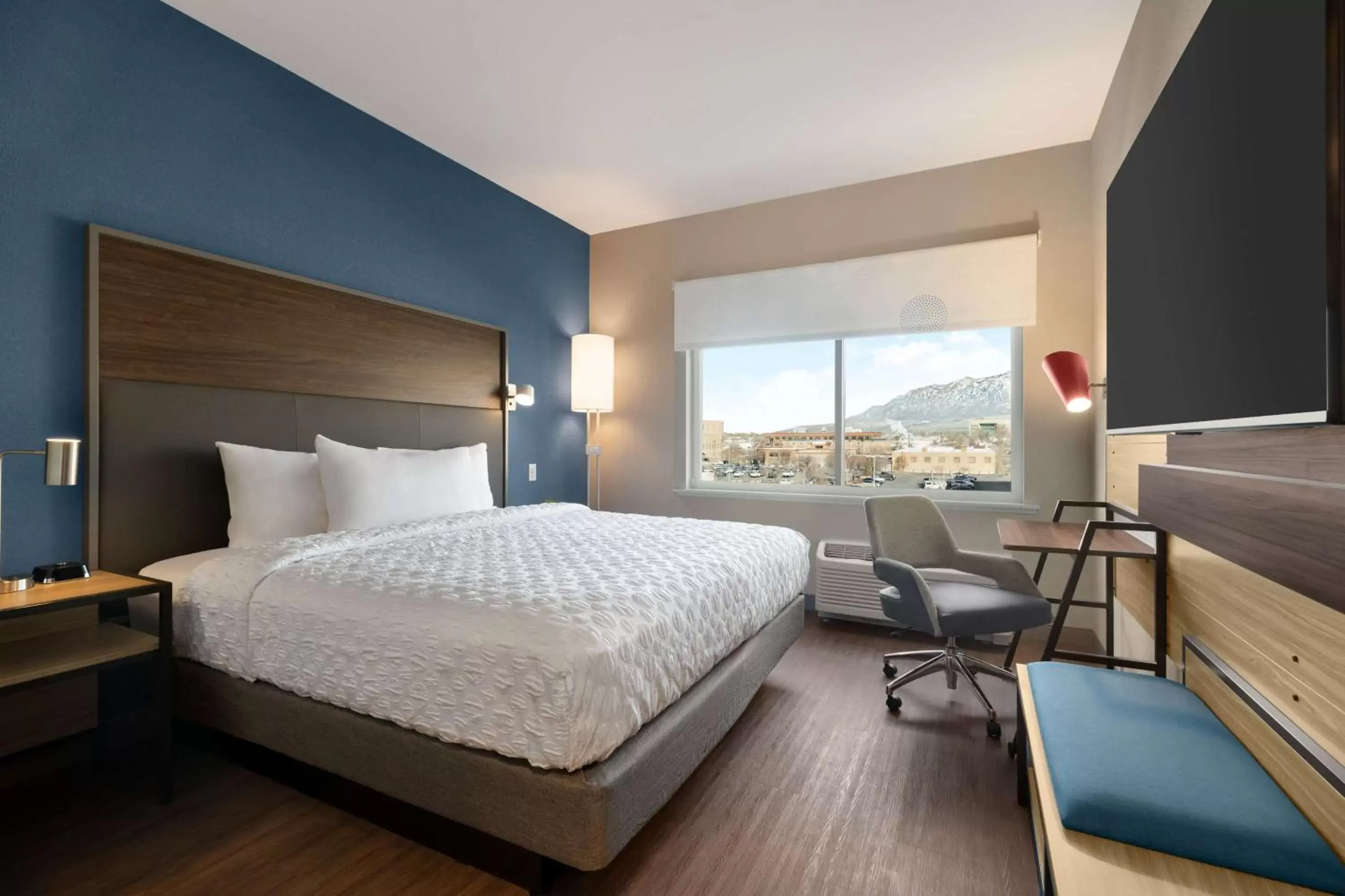 Bed in Tru By Hilton Ogden, Ut Bed in Tru By Hilton Ogden, Ut