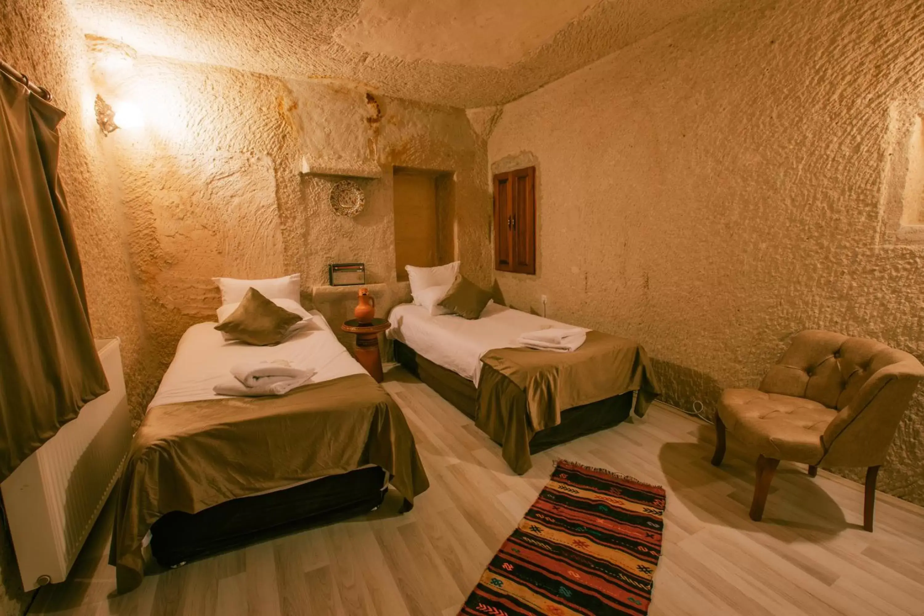 Massage, Bed in Mia Cappadocia Cave Hotel Massage, Bed in Mia Cappadocia Cave Hotel