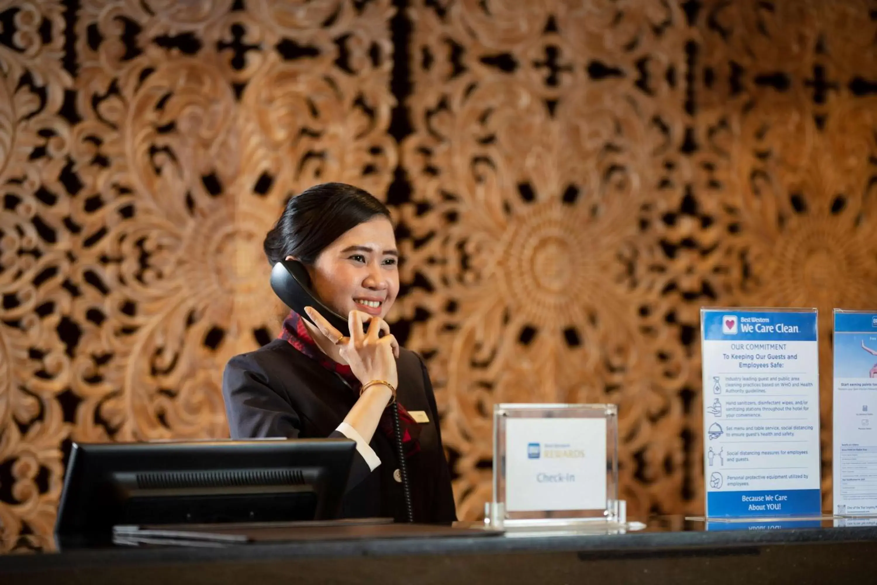 Lobby or reception, Staff in Best Western Premier Panbil