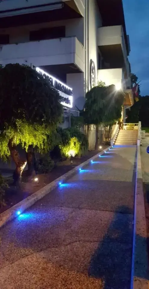 Facade/entrance, Property Building in Hotel Bella Venezia