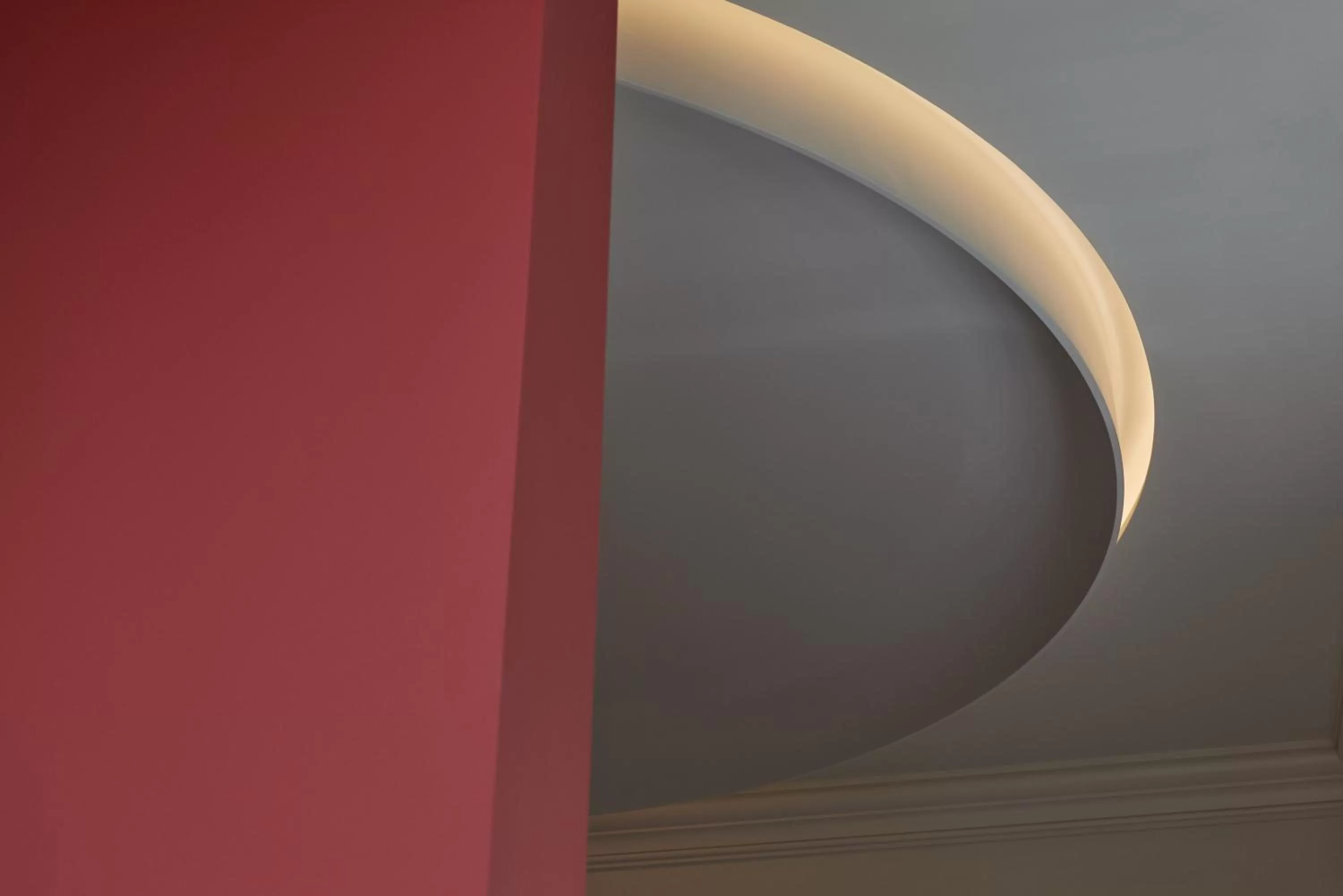 DWELL - Elegant City Stay