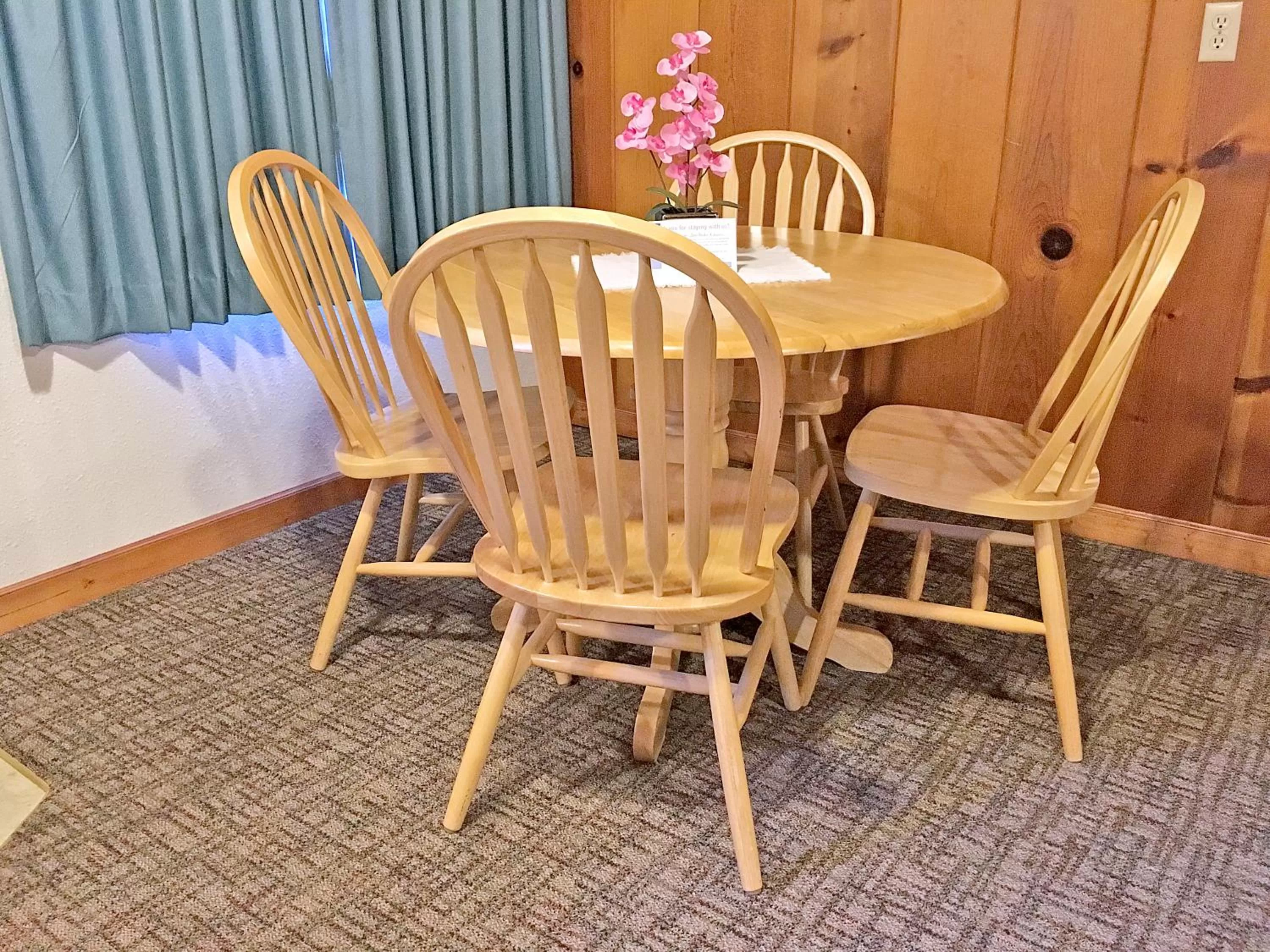 Park Motel and Cabins