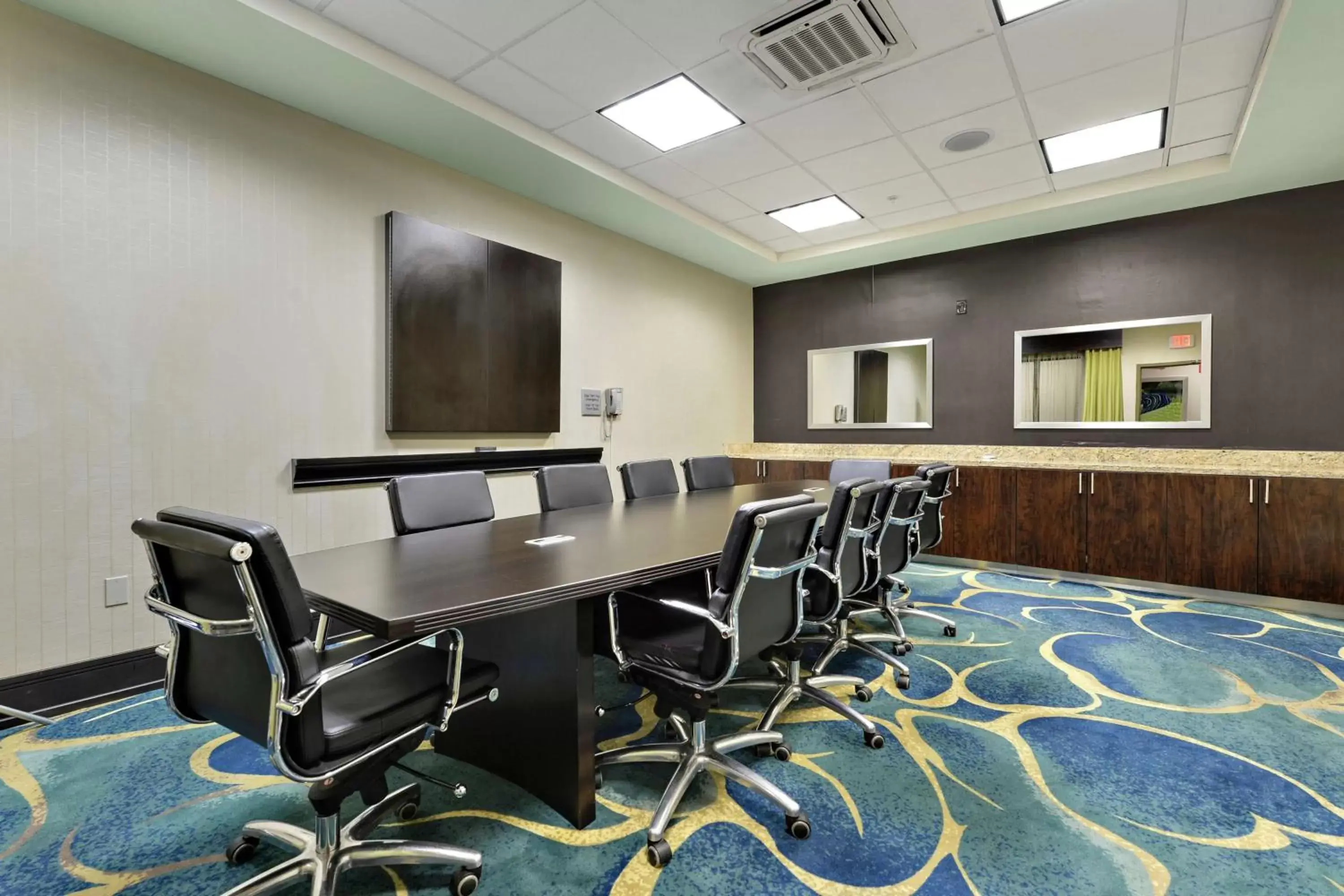 Meeting/conference room in Hampton Inn & Suites Gulfport