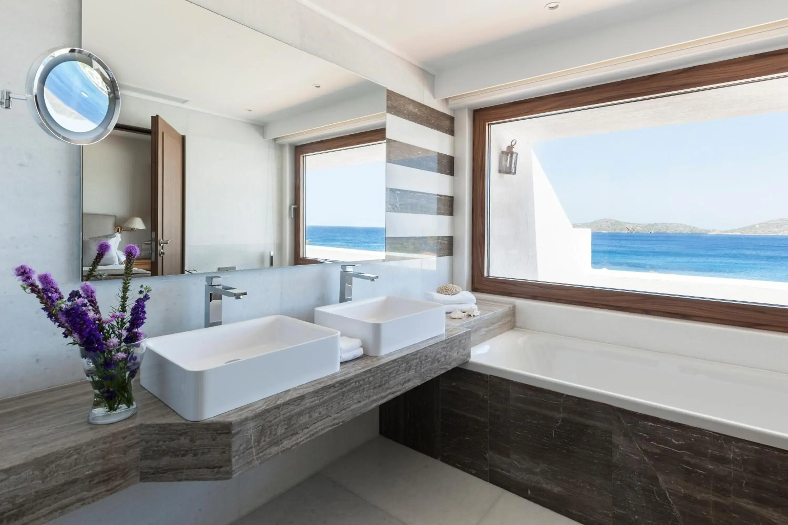 Bathroom in Elounda Mare Relais & Châteaux Hotel