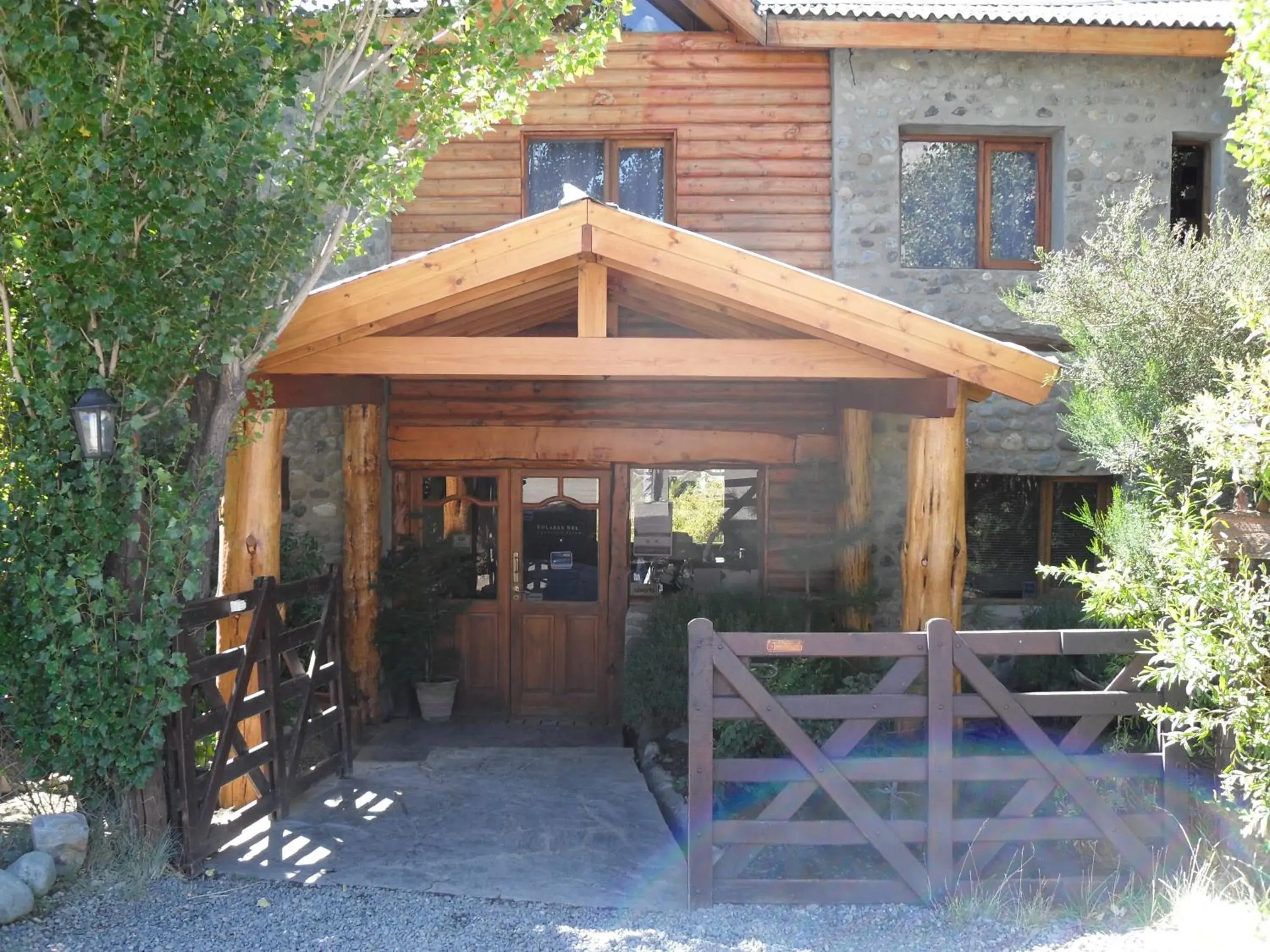 Facade/entrance in Solares Del Sur