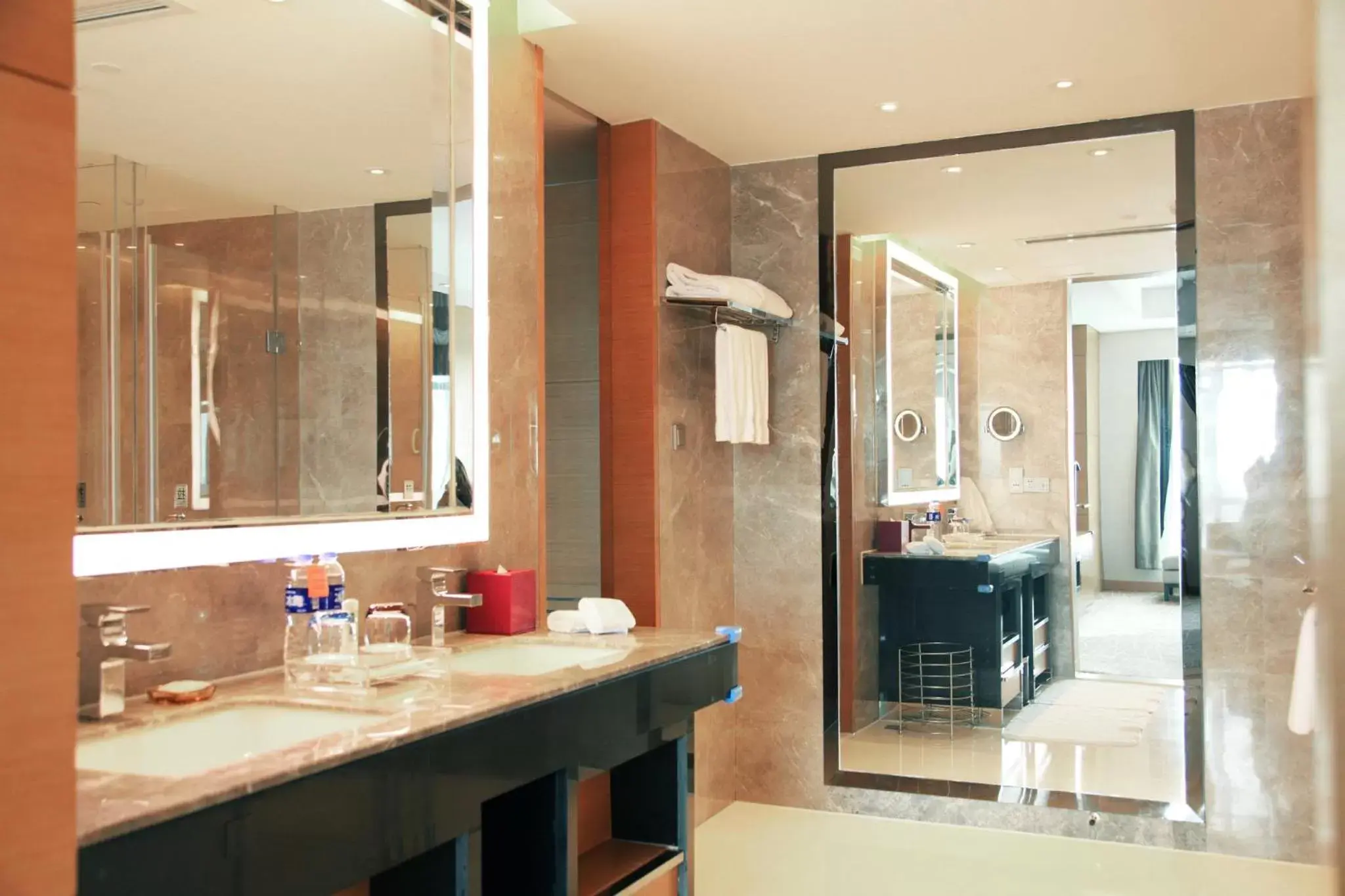 Bathroom in Crowne Plaza Yangzhou, an IHG Hotel