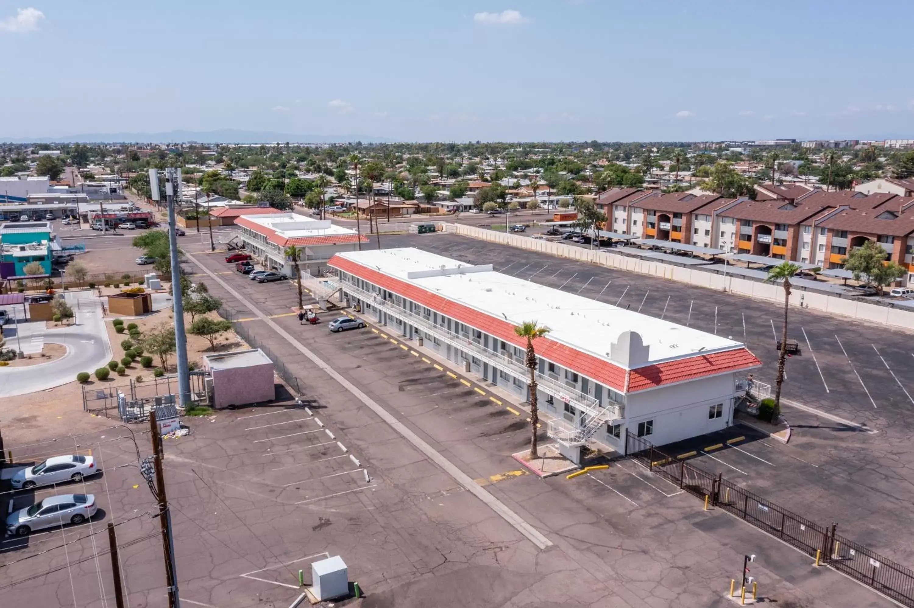 Property building, Bird's-eye View in Super 8 by Wyndham Phoenix West