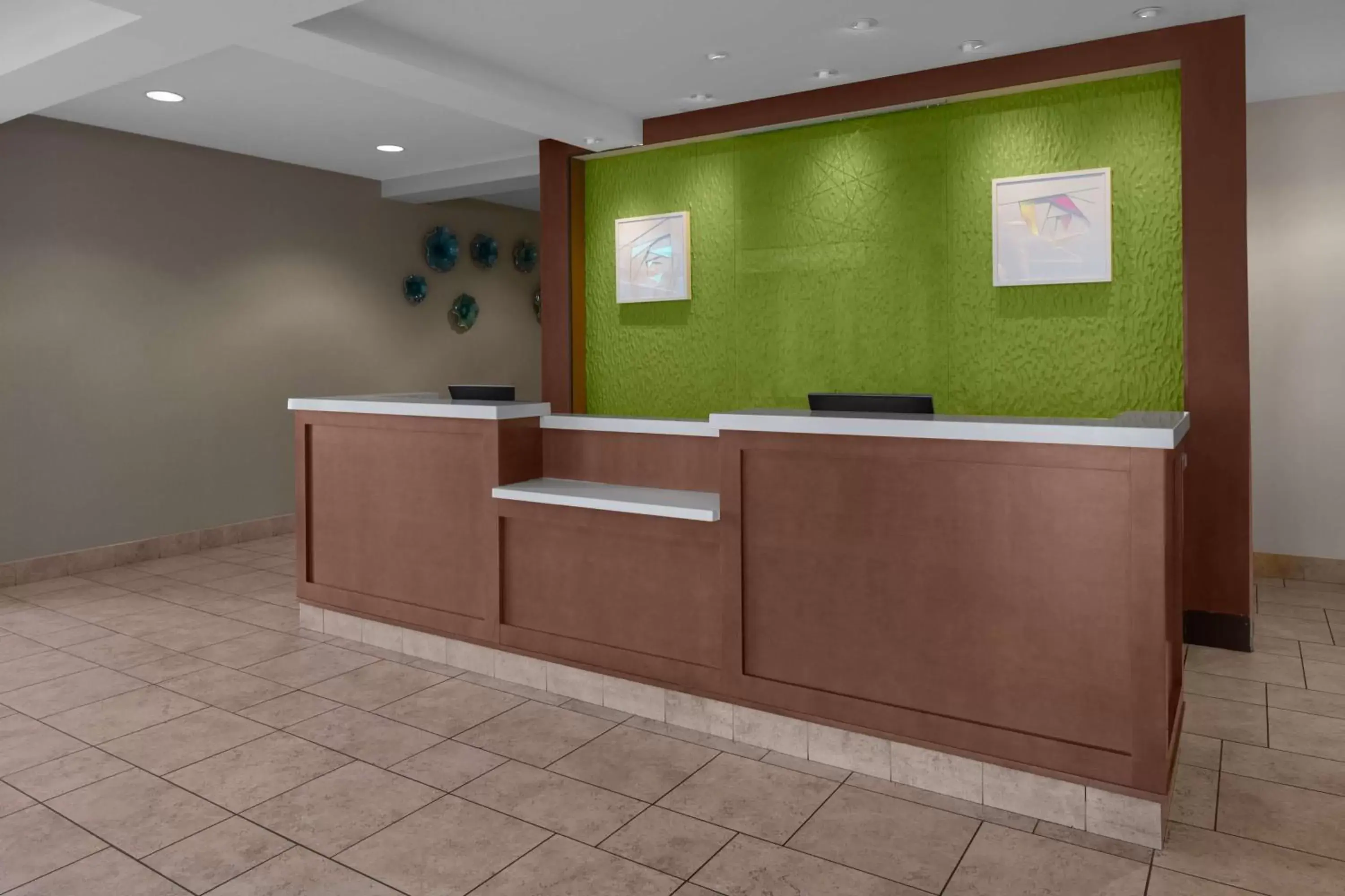 Lobby or reception, Lobby/Reception in Hilton Garden Inn - Salt Lake City Airport