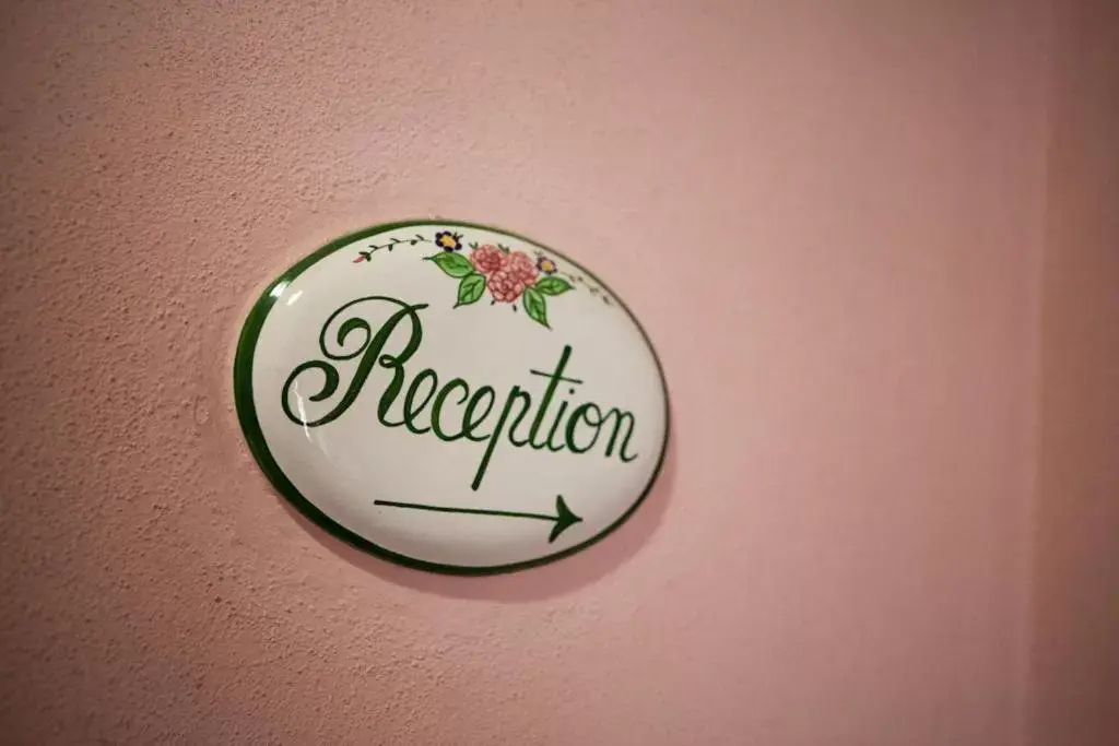 Decorative detail, Property Logo/Sign in Giada Palace - Pool & Resort