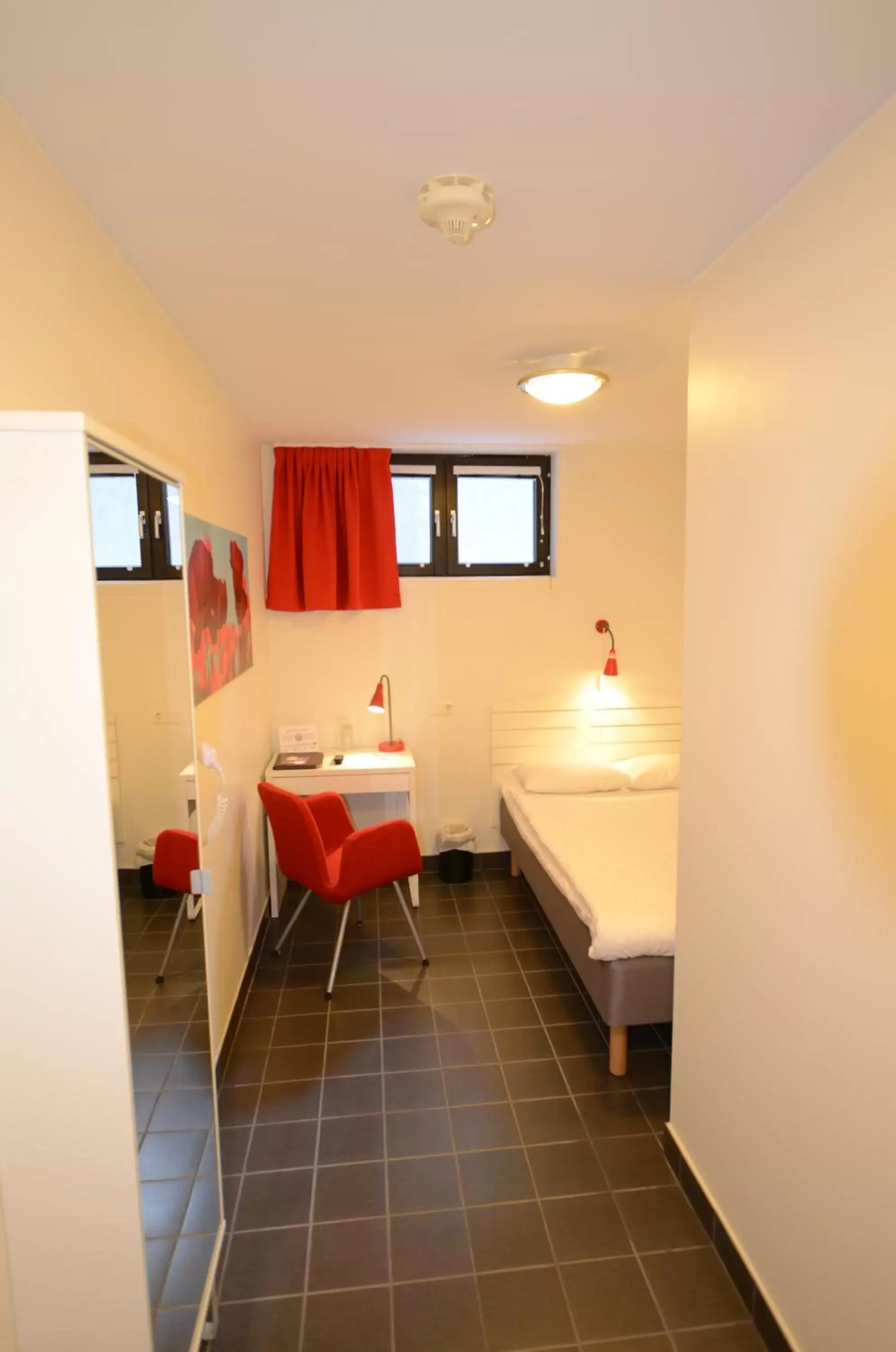 Property building, Bathroom in Sure Hotel by Best Western Centralhotellet