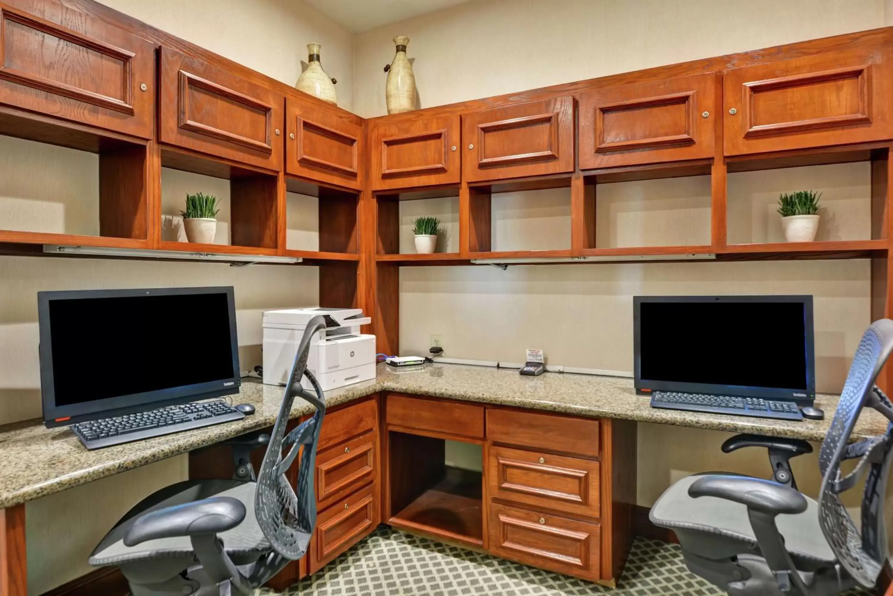 Business facilities, Business Area/Conference Room in Hilton Garden Inn Conway