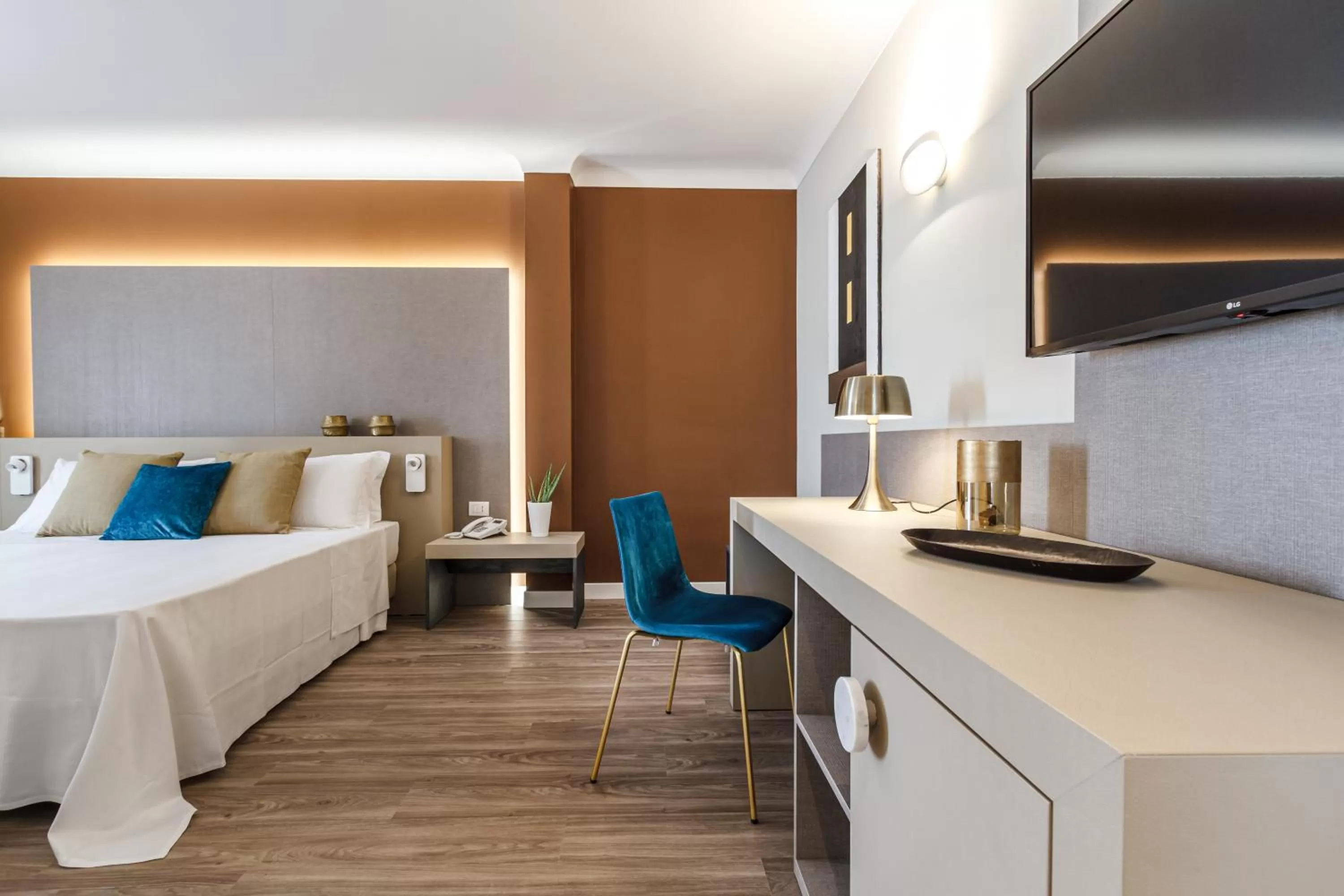 Bedroom, Bed in Seawater Hotel Bio & Beauty Spa