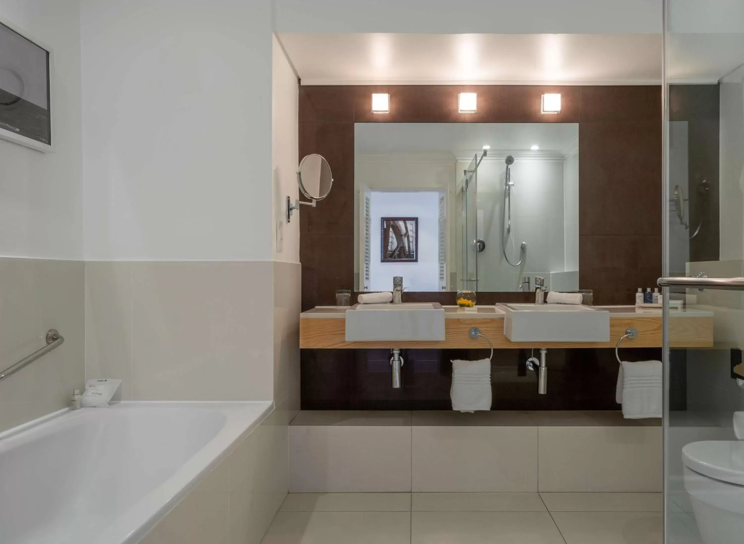 Bathroom in Radisson Blu Hotel Waterfront, Cape Town