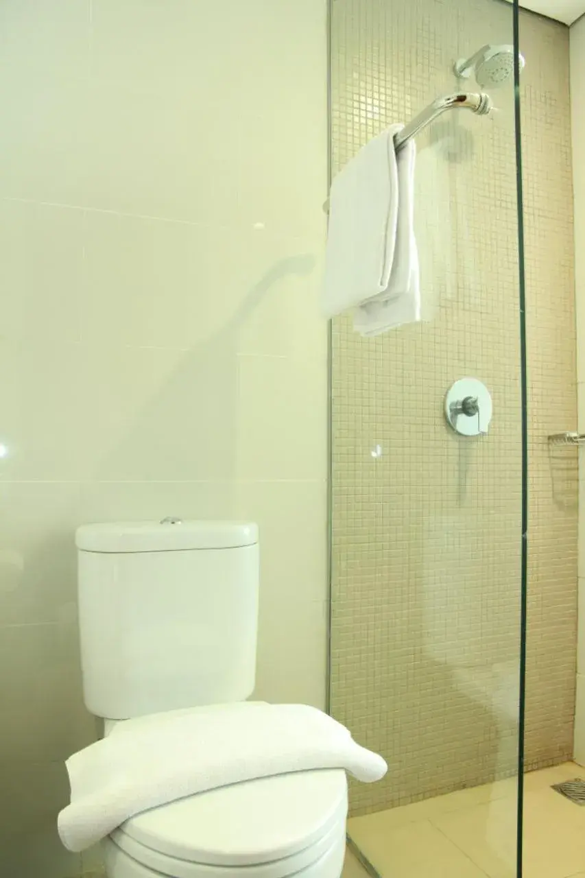 Bathroom in Soll Marina Hotel Serpong