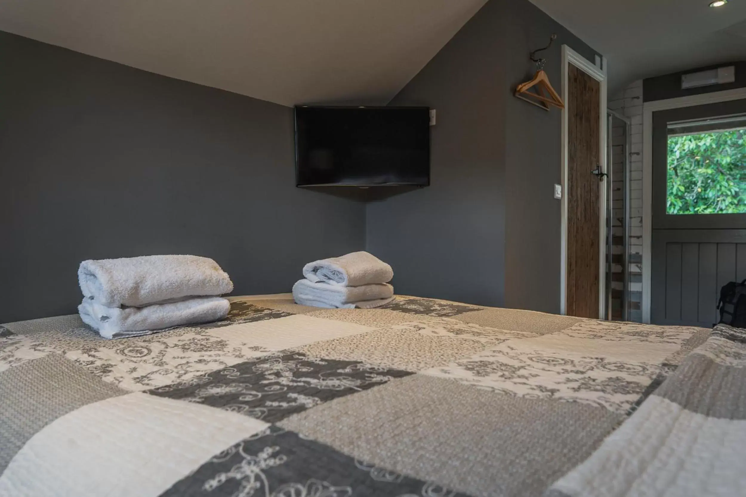 Bedroom, Bed in The Old Hall Inn