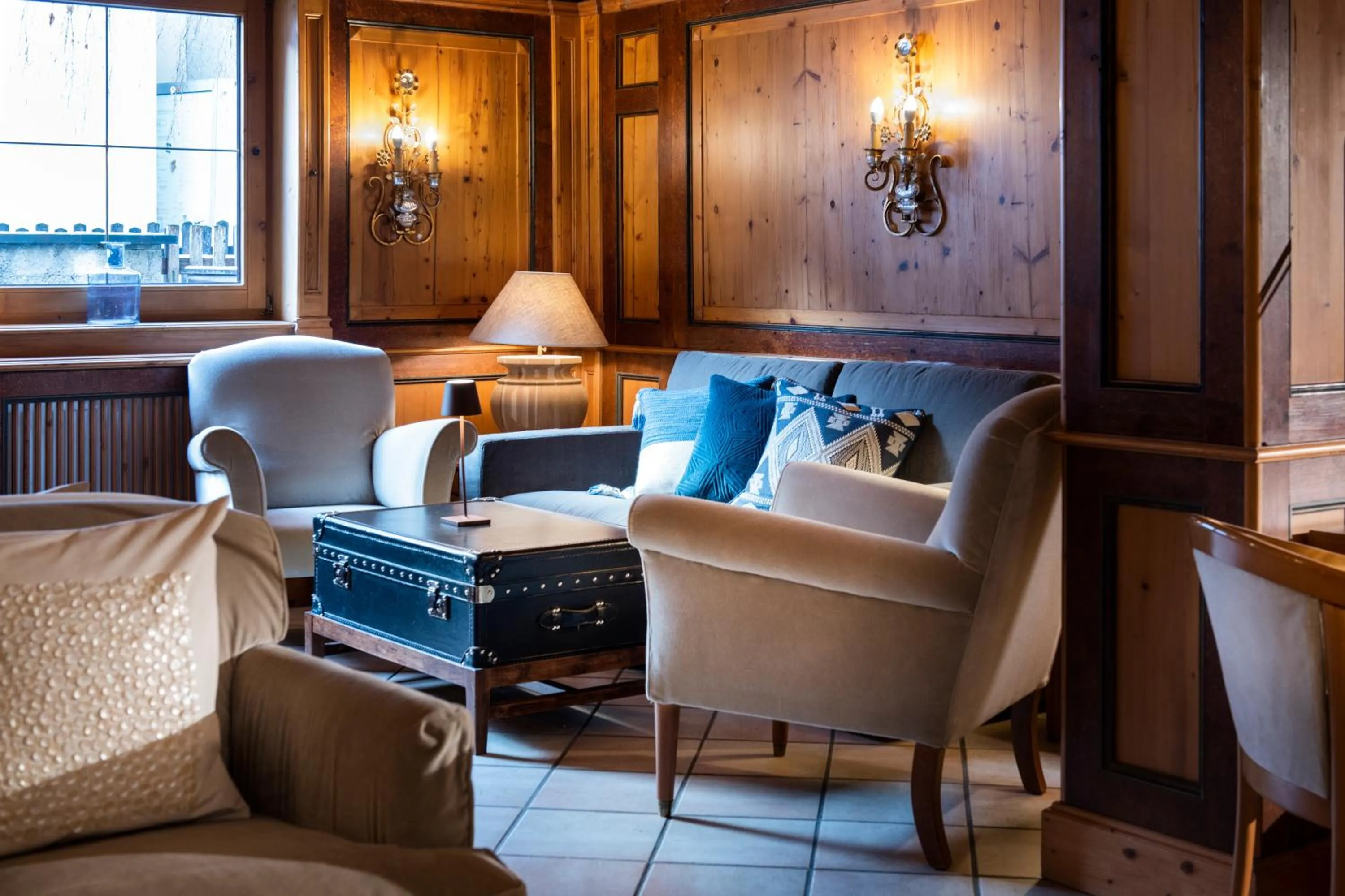 Lobby or reception in MANNI das Hotel