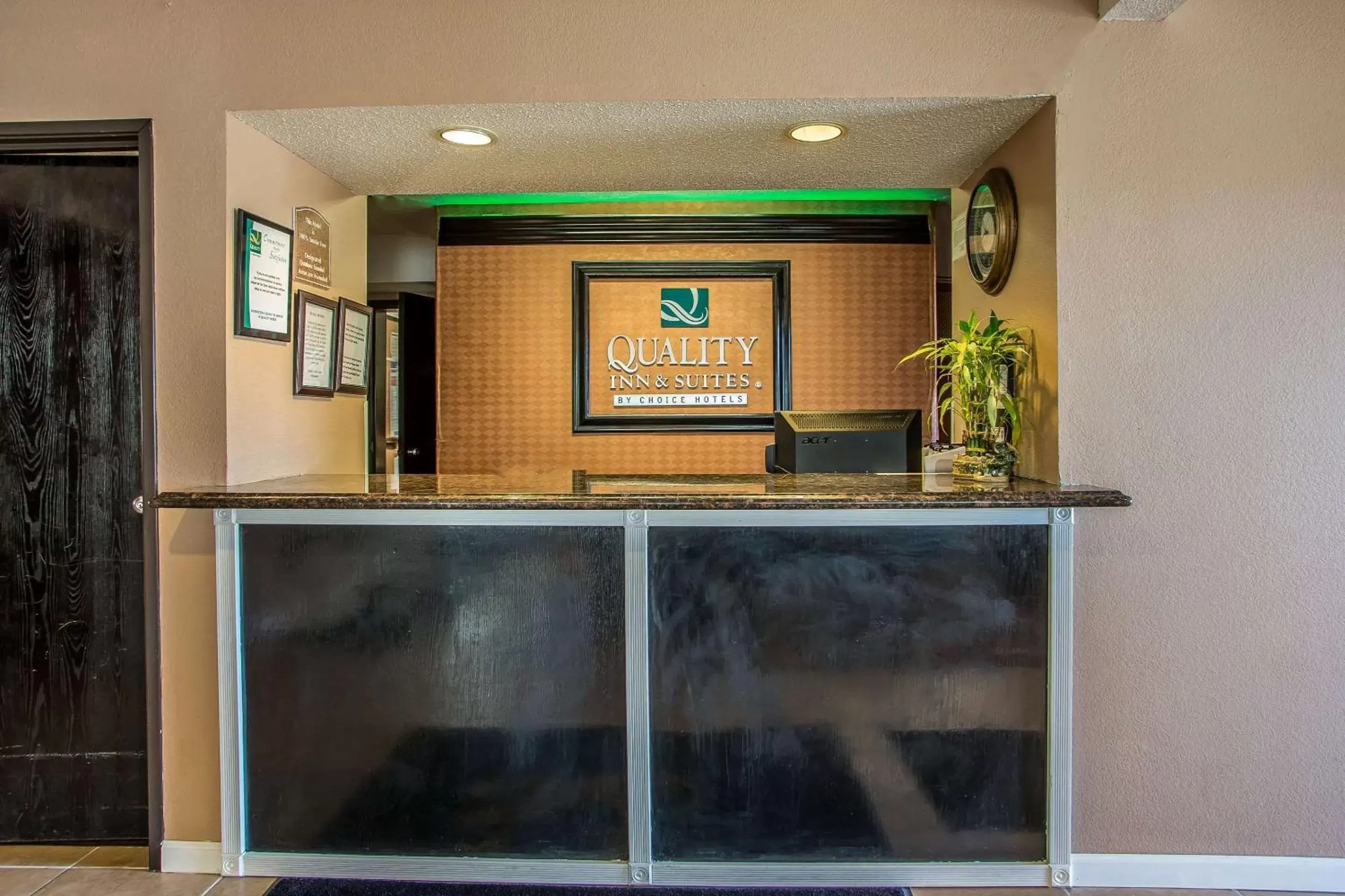 Lobby or reception in Quality Inn & Suites West Bend Lobby or reception in Quality Inn & Suites West Bend