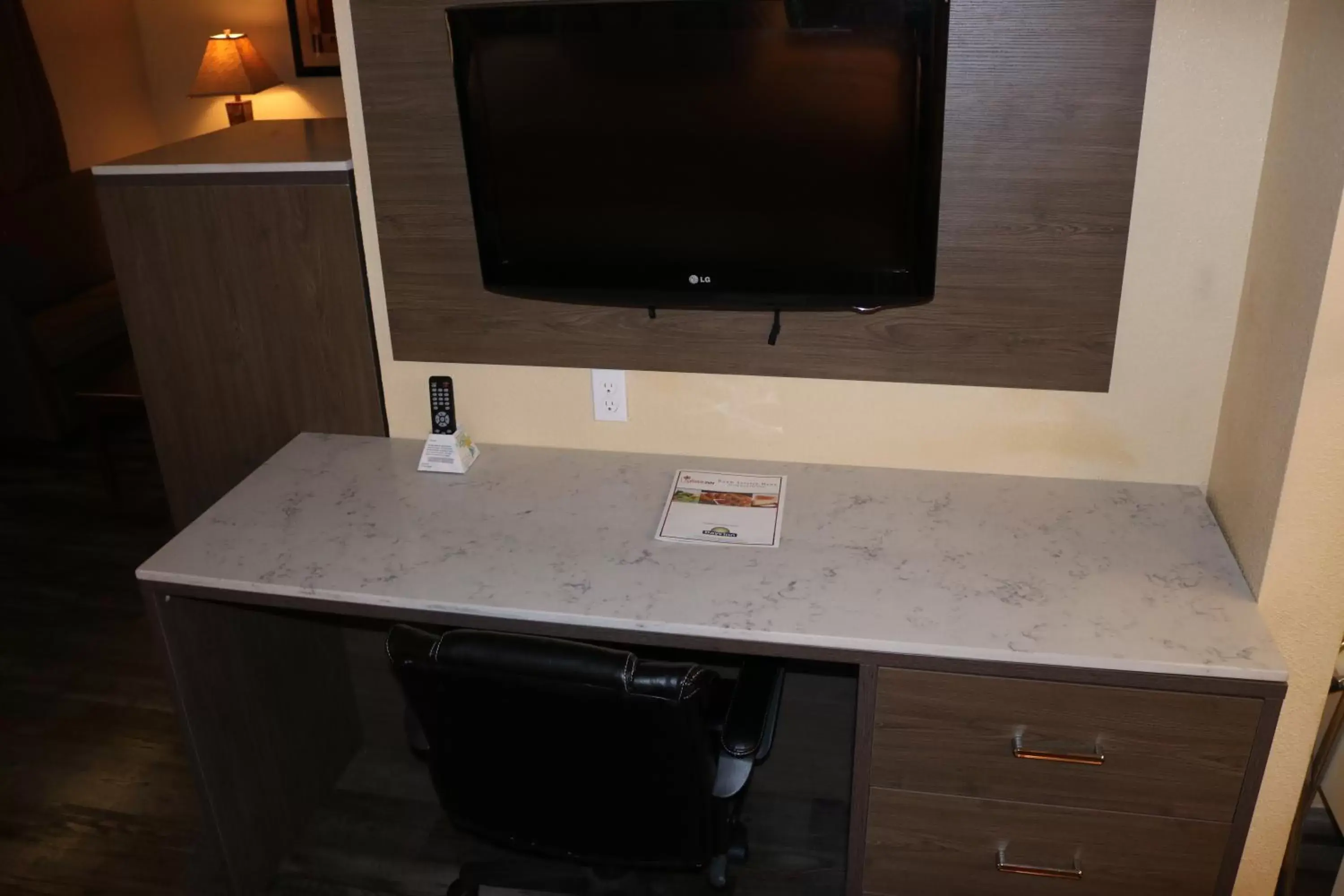 TV and multimedia, TV/Entertainment Center in Days Inn by Wyndham Fresno South