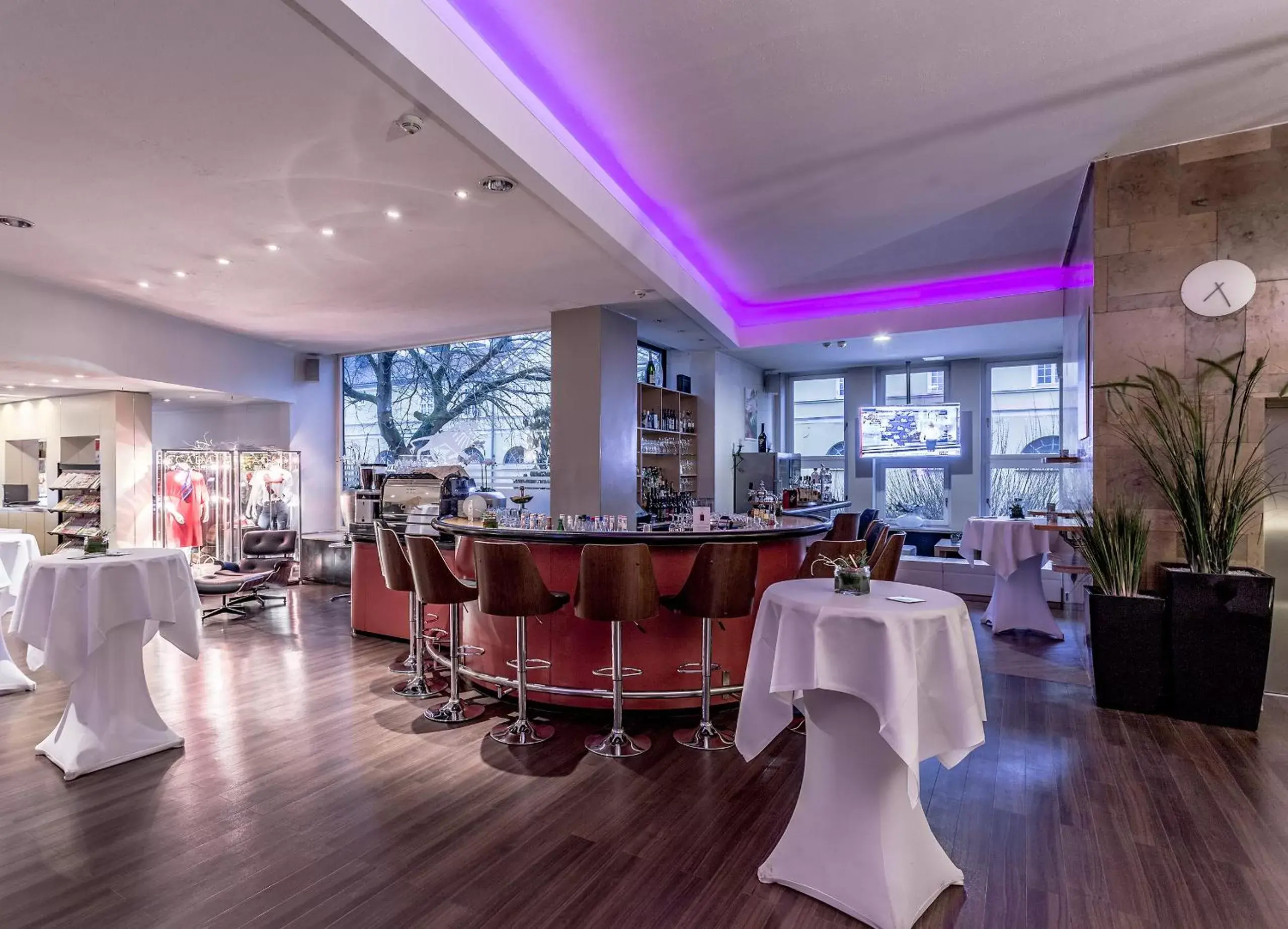 Lounge or bar, Restaurant/Places to Eat in Schlosshotel Kassel