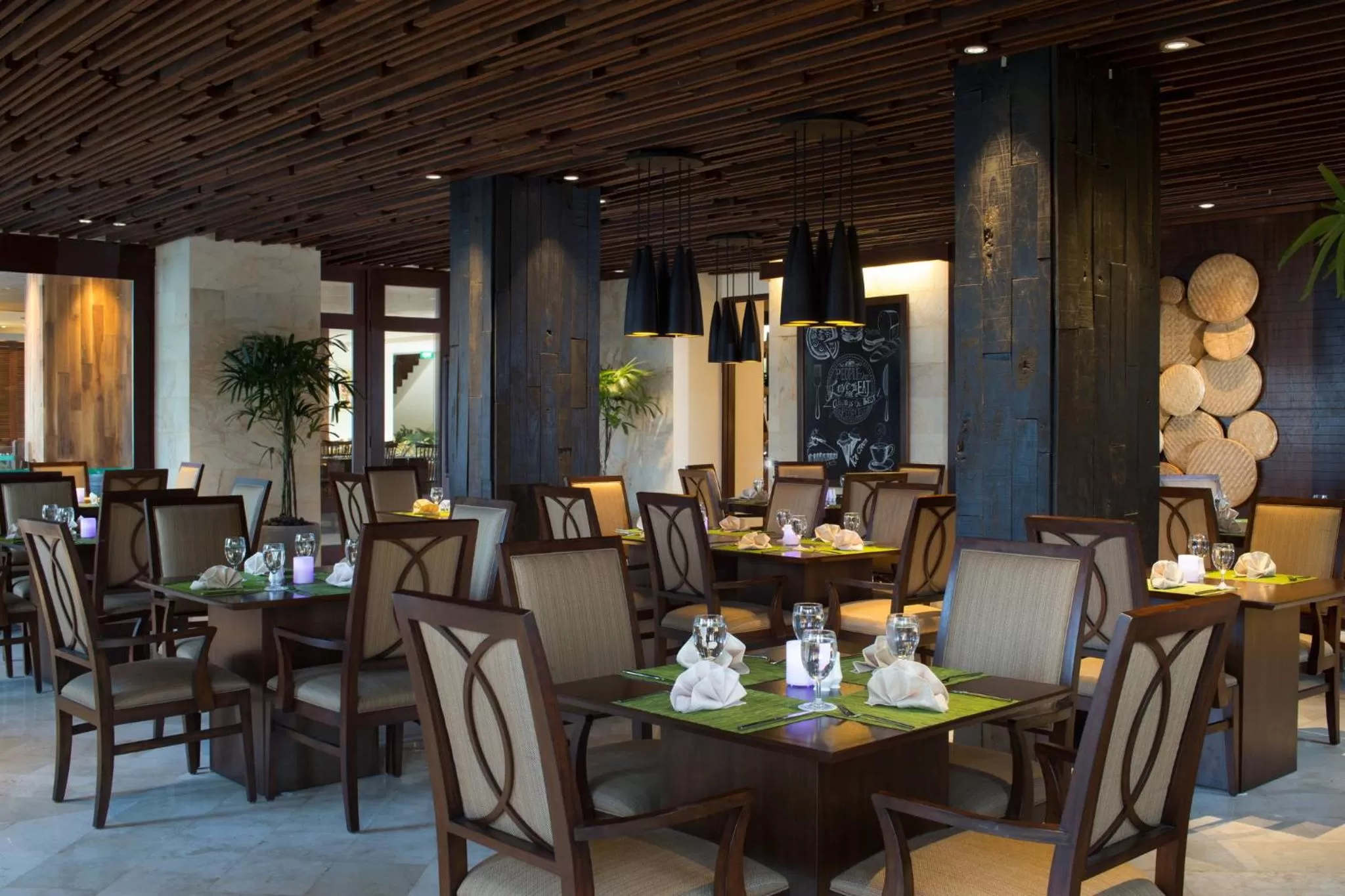 Restaurant/places to eat in Holiday Inn Resort Bali Nusa Dua by IHG