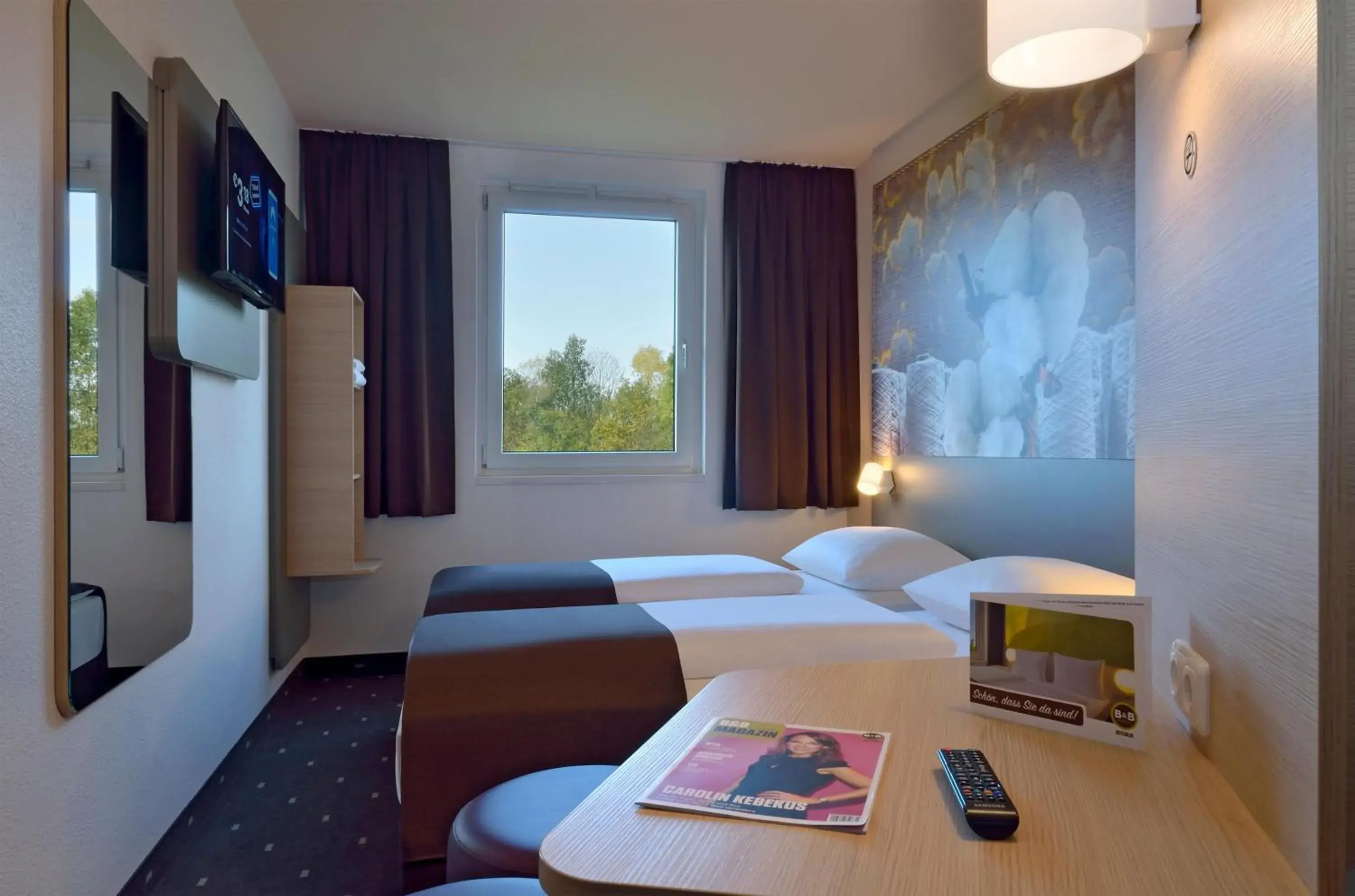 Photo of the whole room in B&B Hotel Düsseldorf-Ratingen