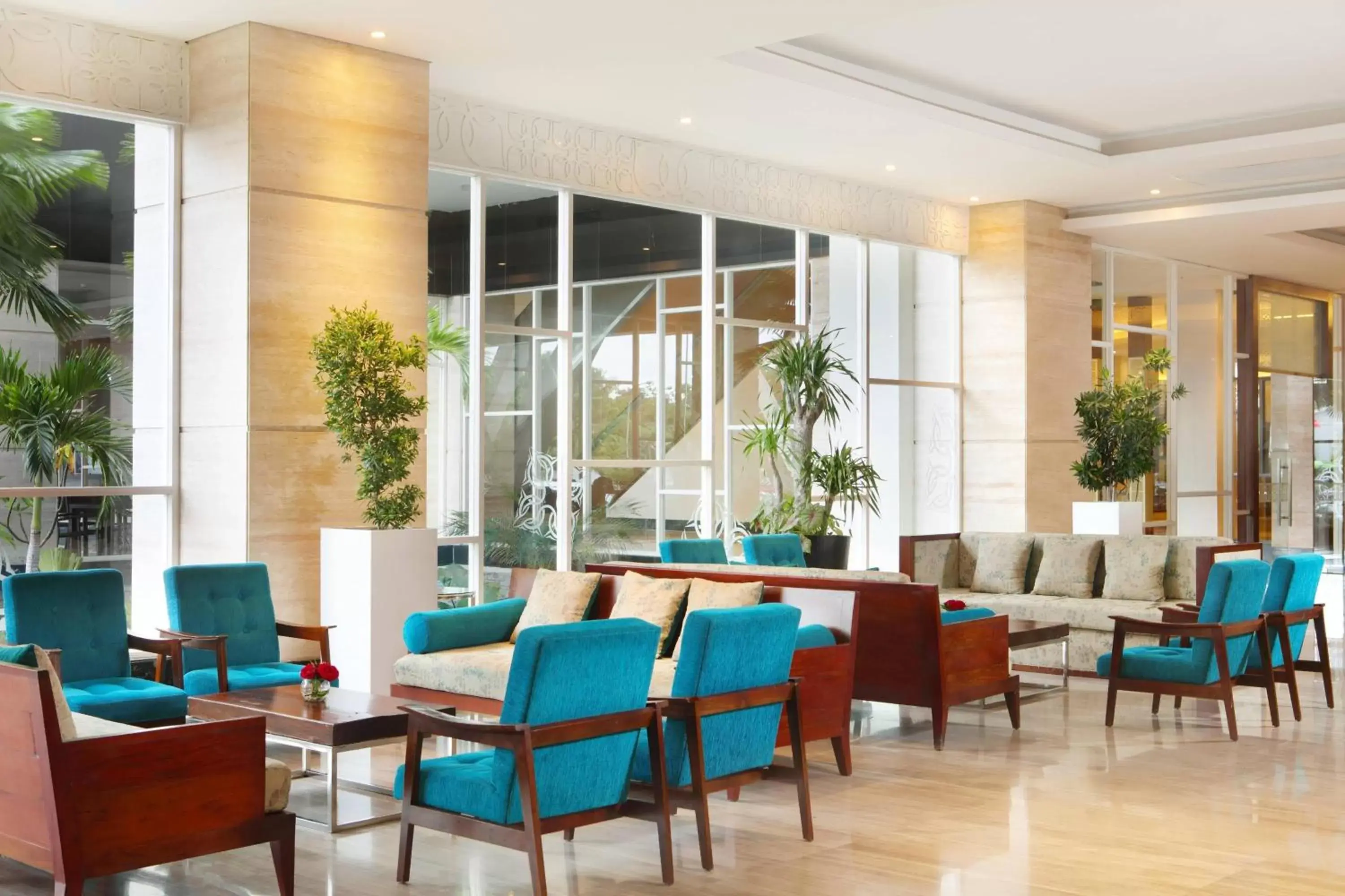 Lobby or reception in Four Points by Sheraton Makassar